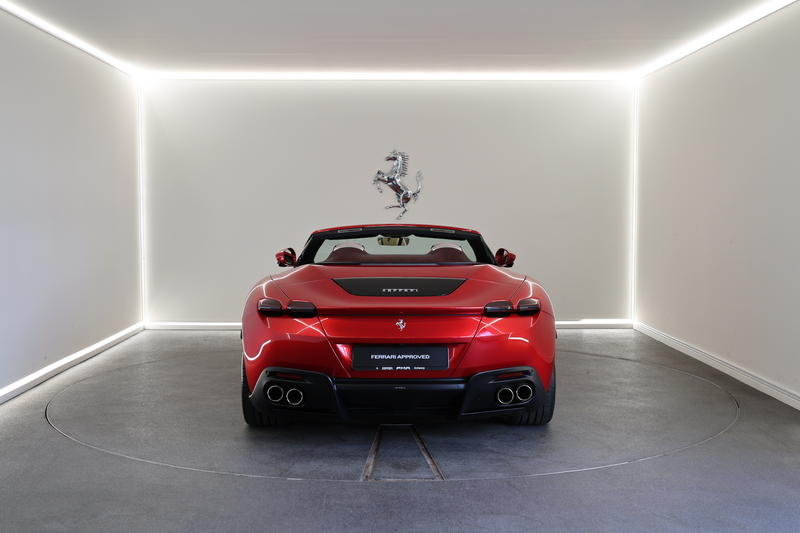 Ferrari Roma Roma Spider / Rosso Magma / Ferrari Approved — photo 5