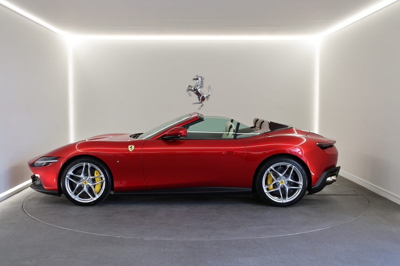 Ferrari Roma Roma Spider / Rosso Magma / Ferrari Approved — photo 3