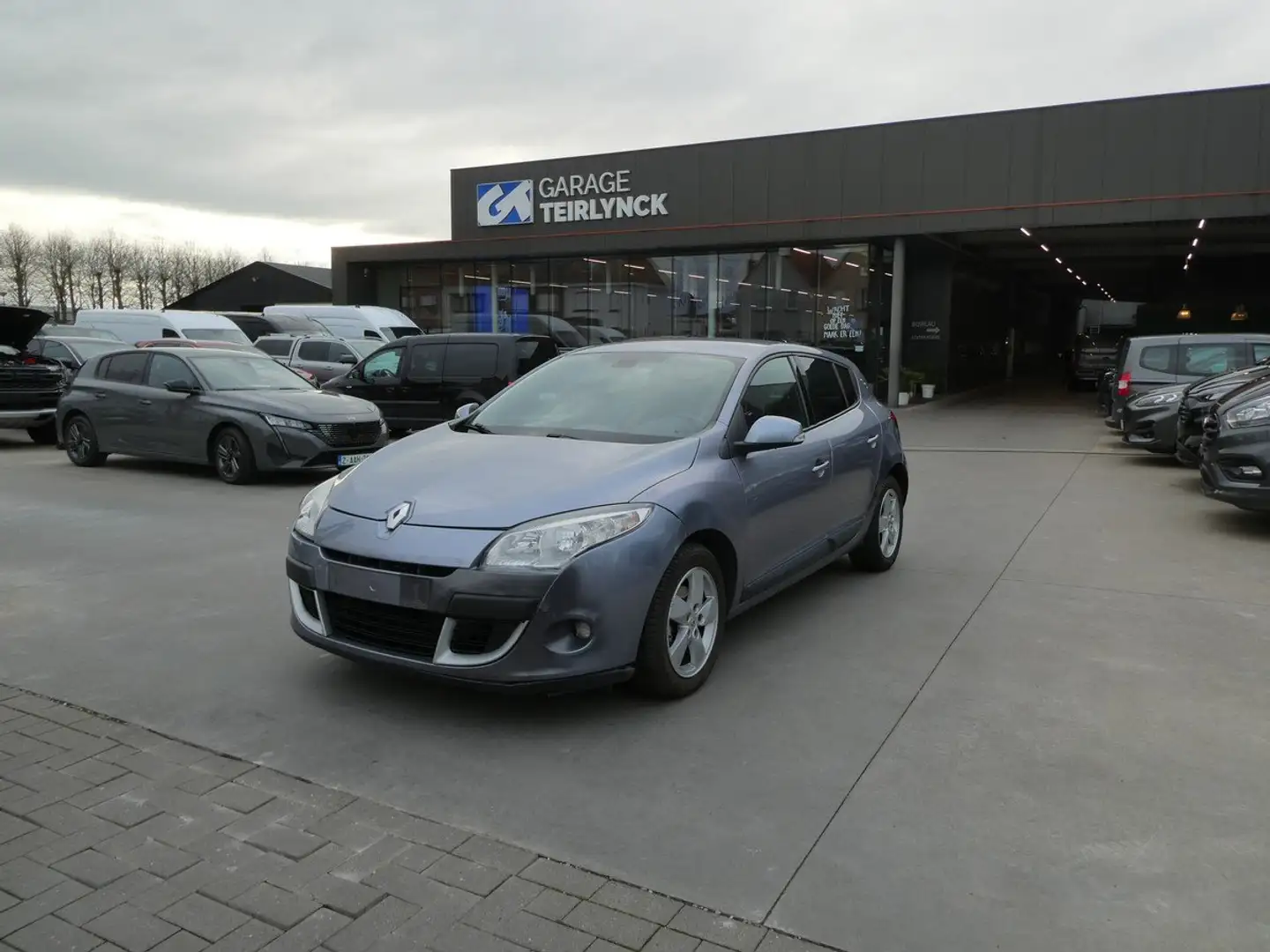 Renault Megane 1.5 dCi 110pk 5d Business '09 garantie (29594) Gris - 1