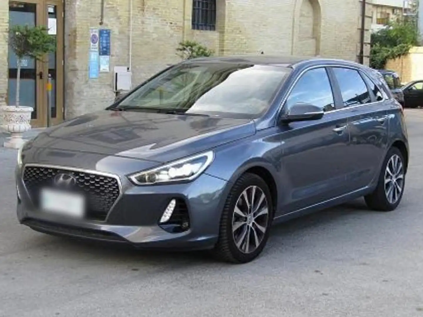 Hyundai i30 i30 5p 1.6 crdi Go! 110cv dct NEOPATENTATI Grigio - 1