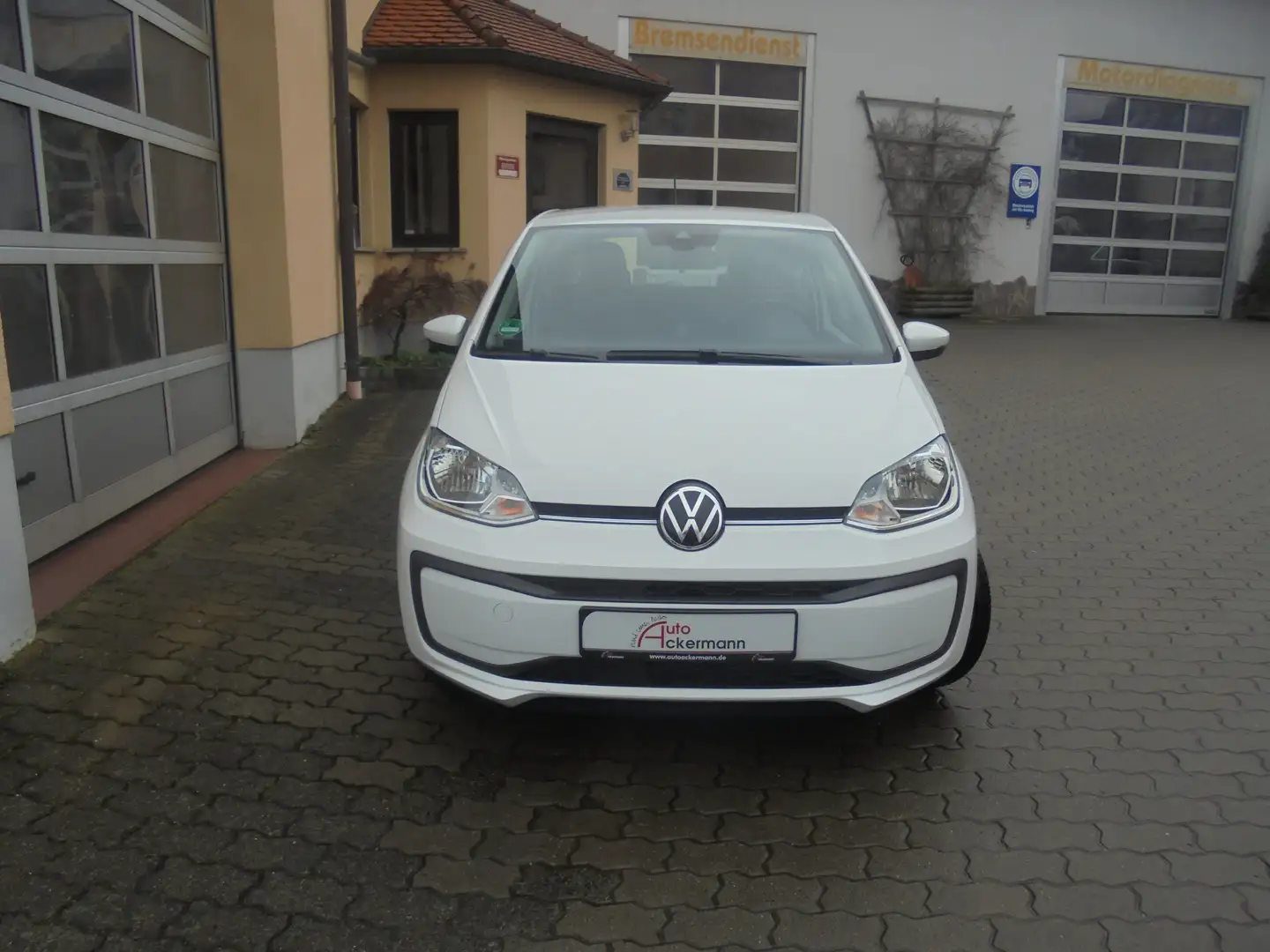 Volkswagen up! Move 1,0 MPi Weiß - 2