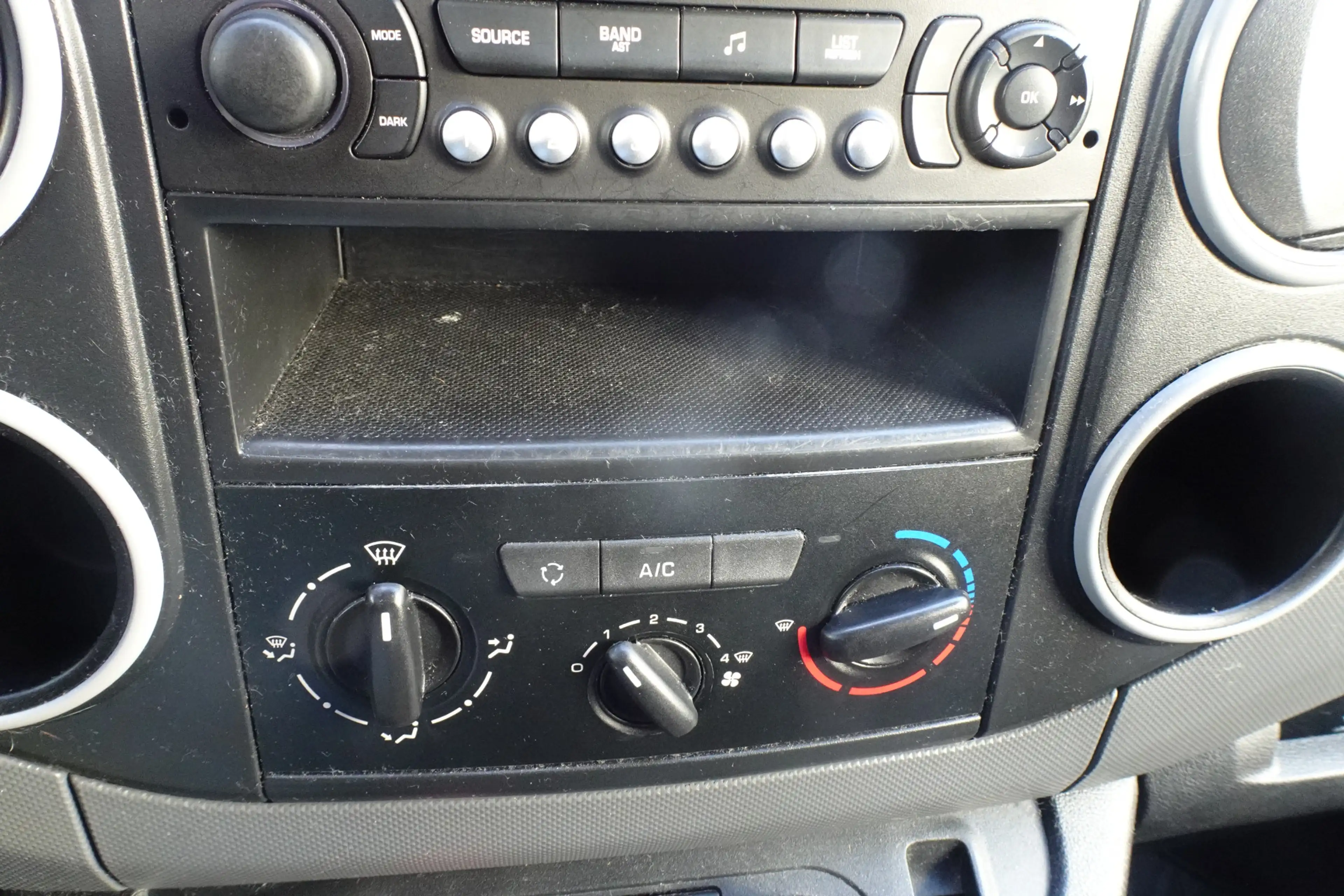 Peugeot Partner 120 1.6 HDi 75 L1 XR airco camera schuifdeur 10884 — photo 10