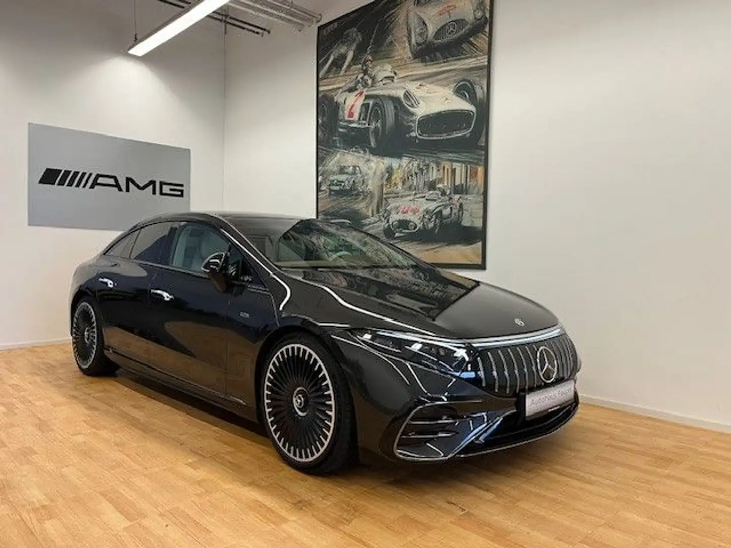 Mercedes-Benz EQS AMG 53 4Matic Dynamic Plus HUD Display High Grau - 1