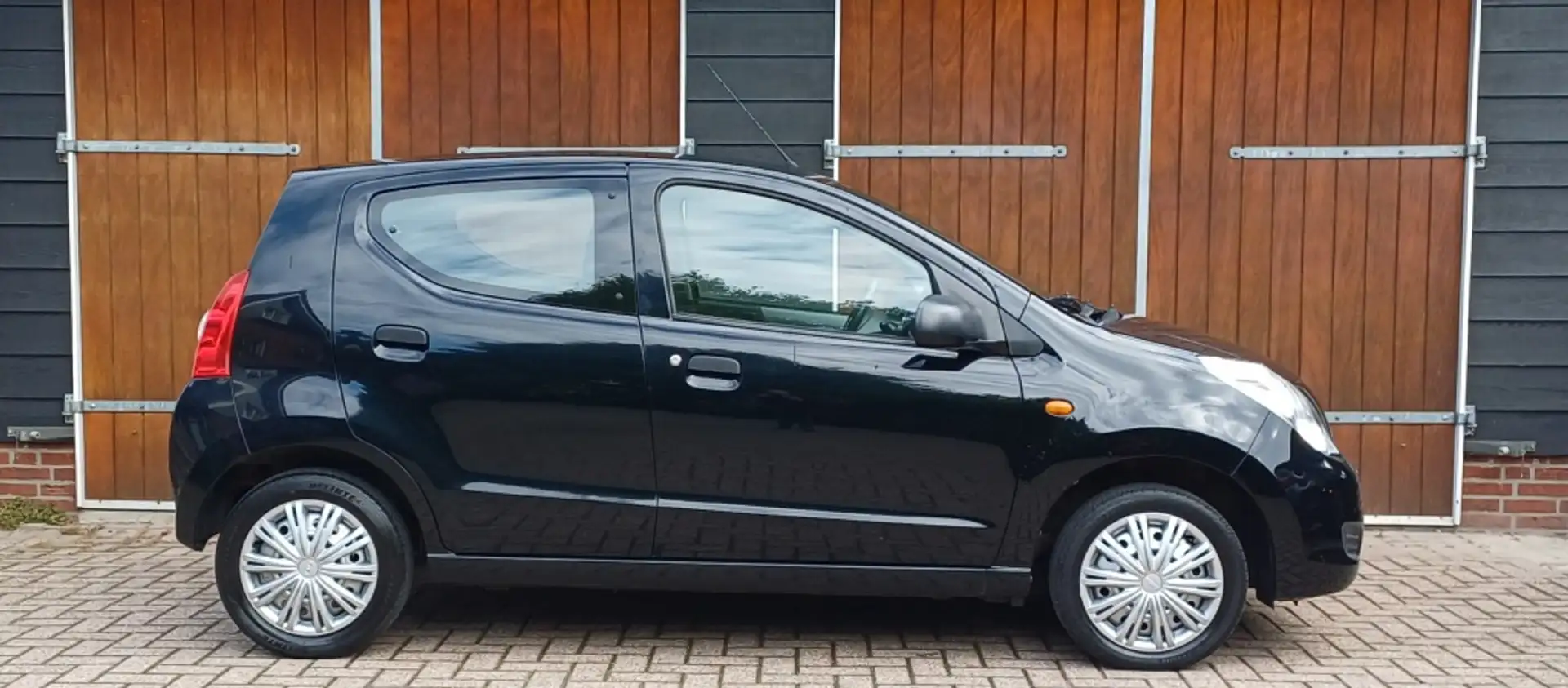 Suzuki Alto 1.0 Base, NAP, Nieuwe APK, Leuke auto Zwart - 2