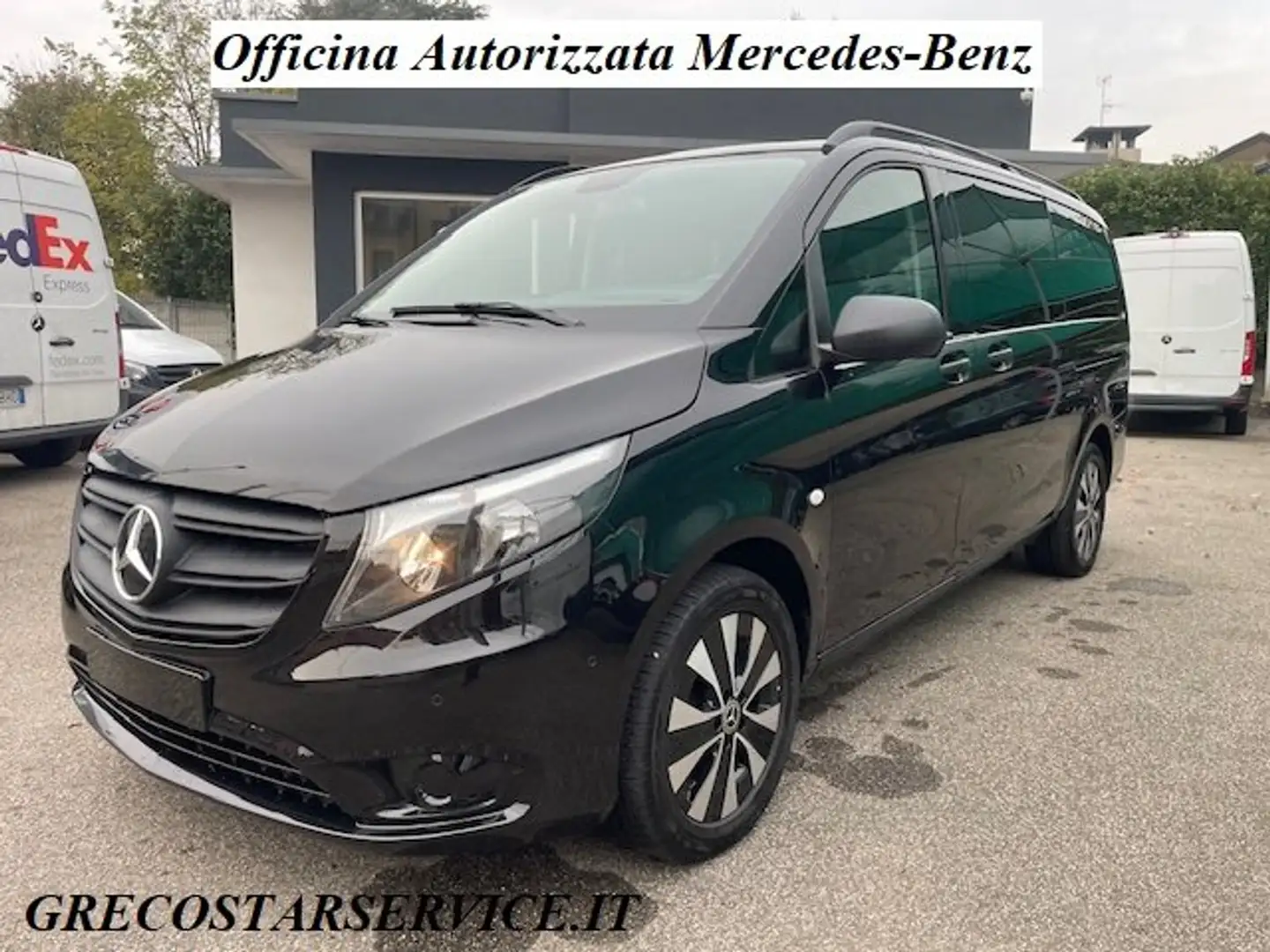 Mercedes-Benz Vito TOURERPRO Long Automatic 8 posti PARI AL NUOVO Černá - 1
