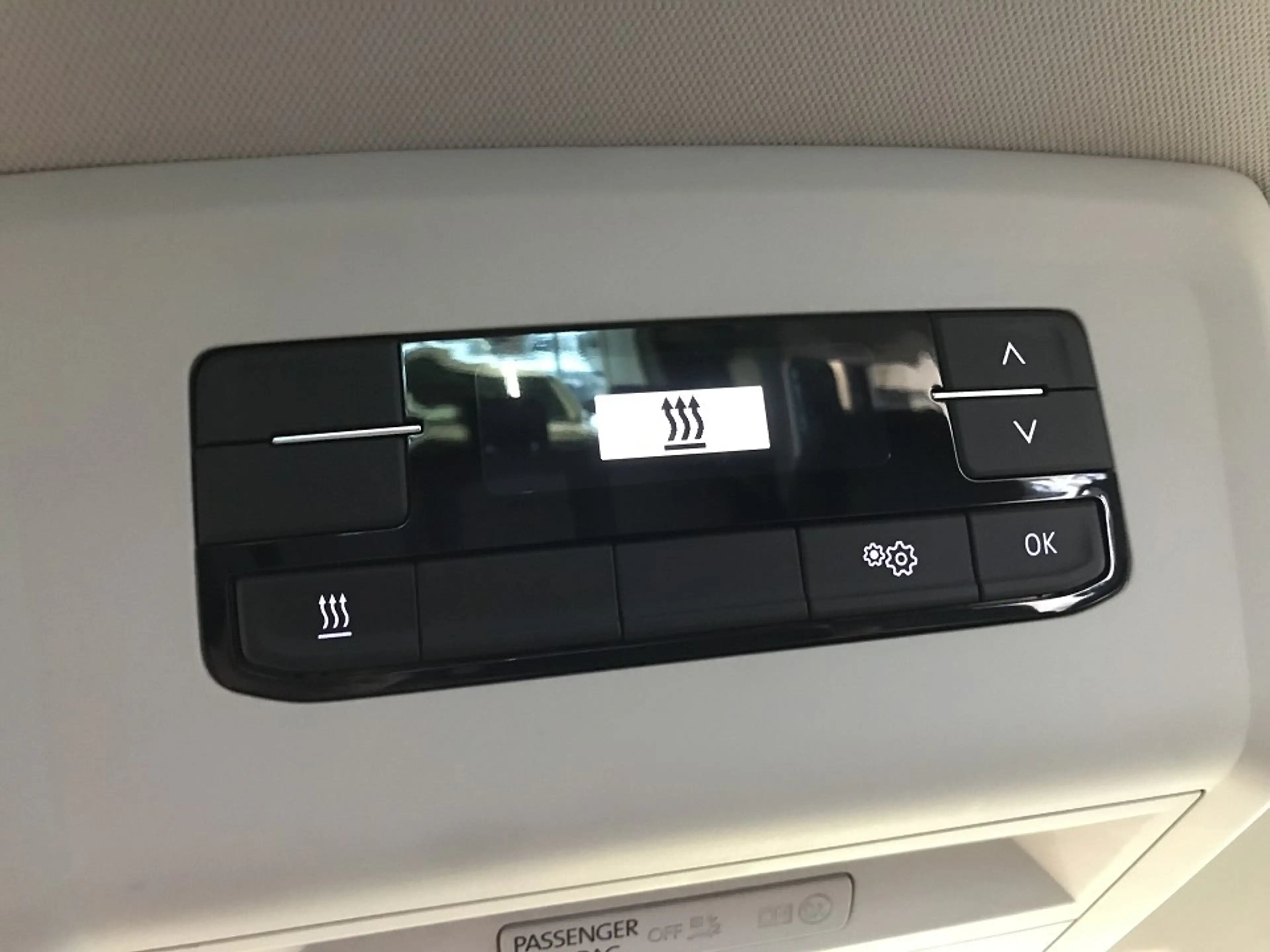 Volkswagen T6.1 Multivan 2.0 TDI 4Motion DSG Generation Six — photo 10