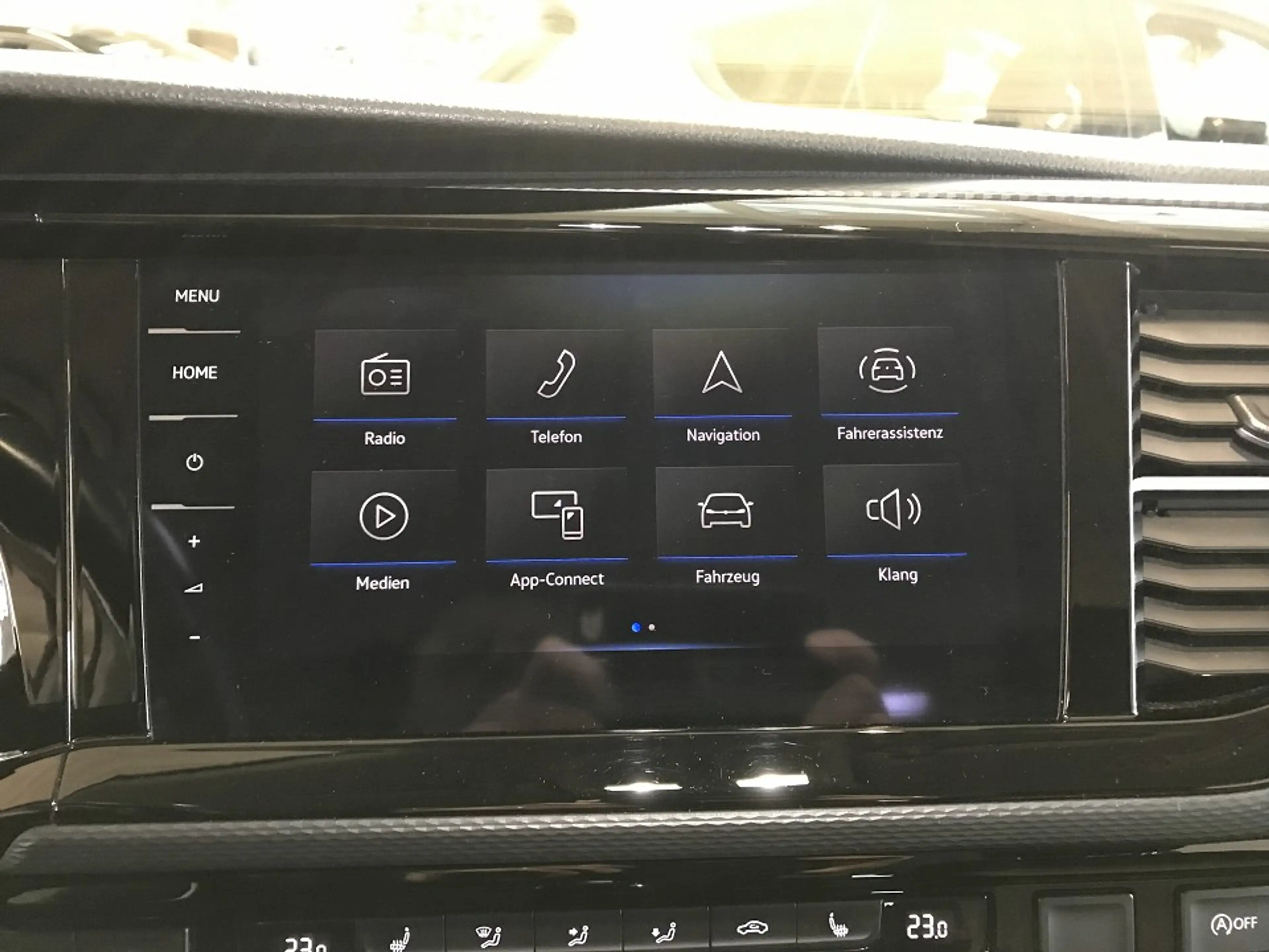 Volkswagen T6.1 Multivan 2.0 TDI 4Motion DSG Generation Six — photo 9