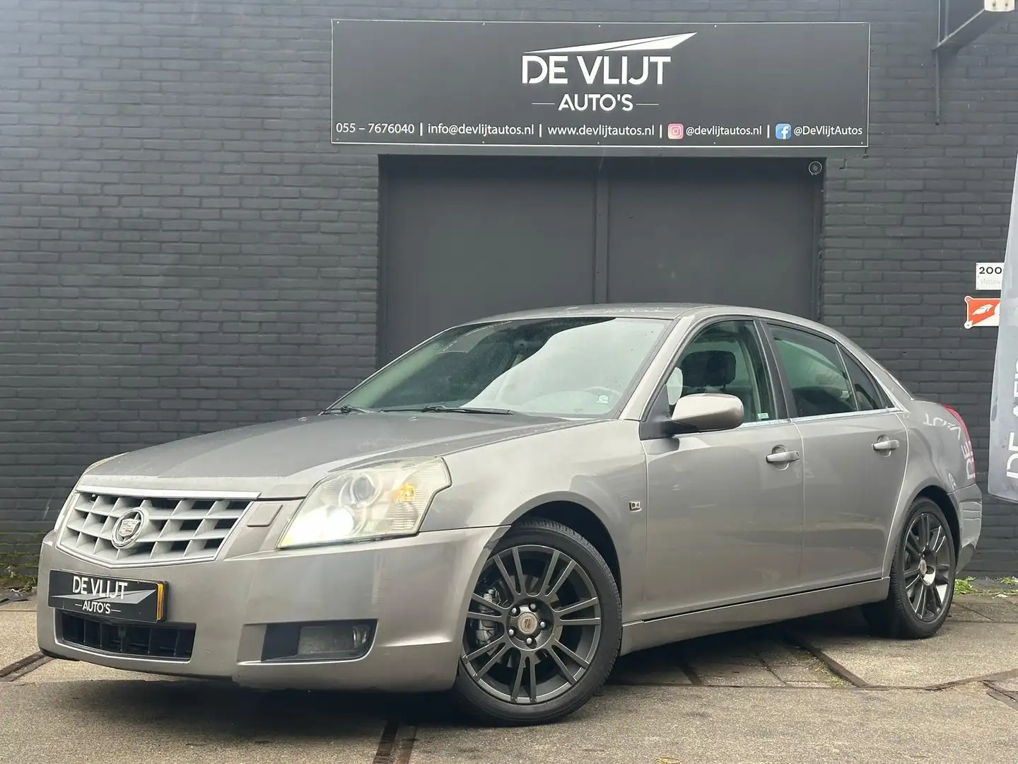 Cadillac BLS 1.9 D | Automaat | Carplay | Navi | Leer | Xenon | Grau - 1
