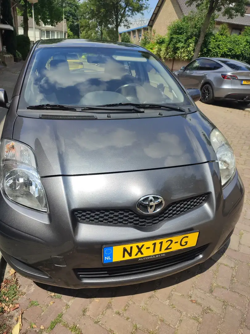 Toyota Yaris 1.0 VVT-i - 1