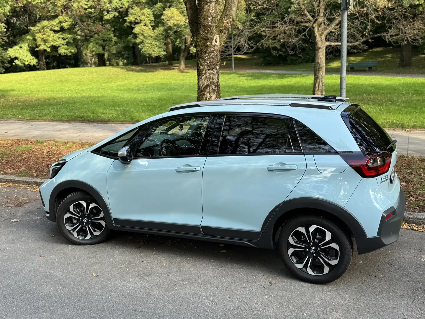 Honda Jazz 1.5 i-MMD Hybrid Crosstar Executive Blau - 2