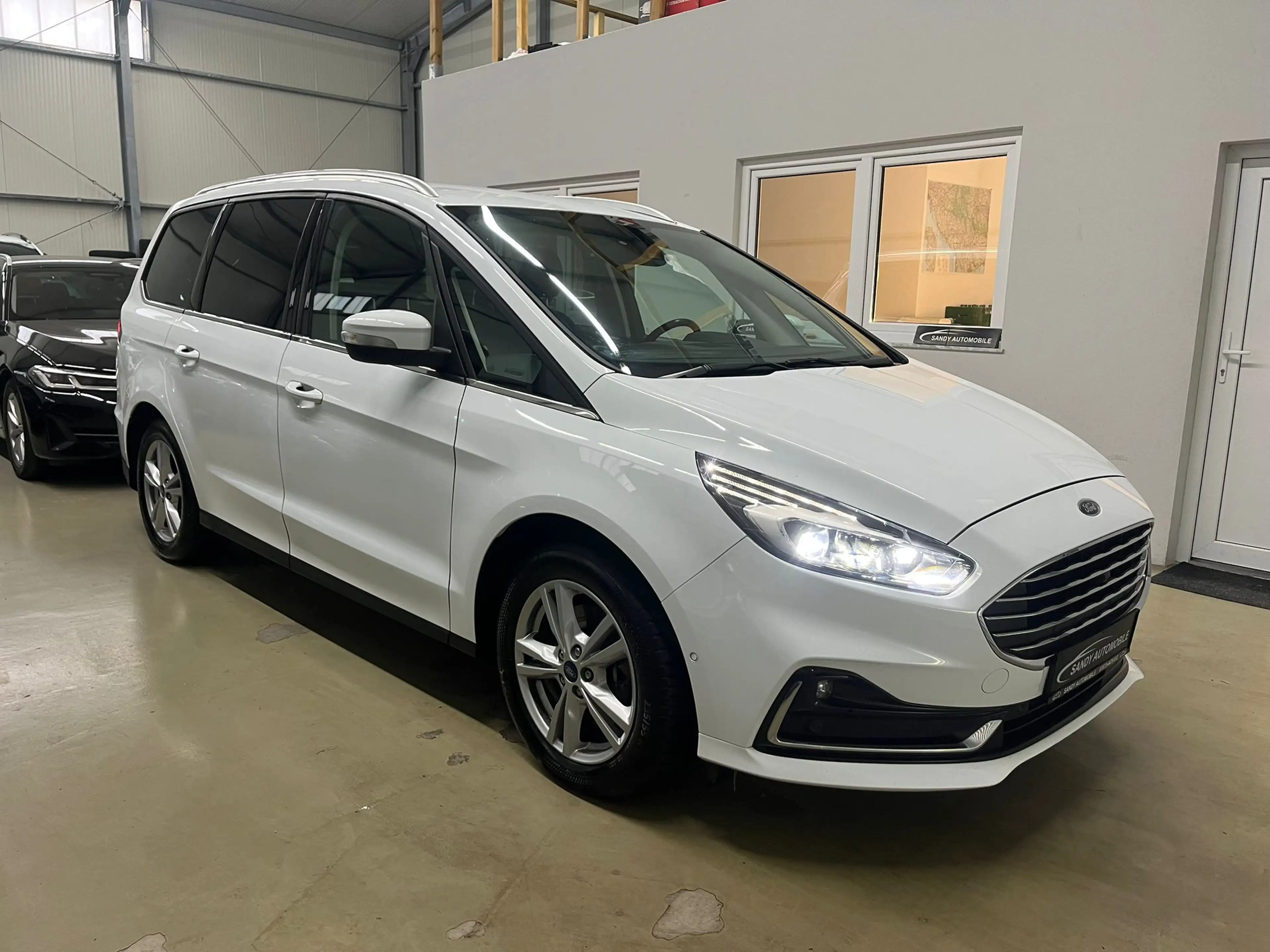 Ford Galaxy Titanium 7.Sitzer LED AHK Kamer-Vorn+Hint — photo 3