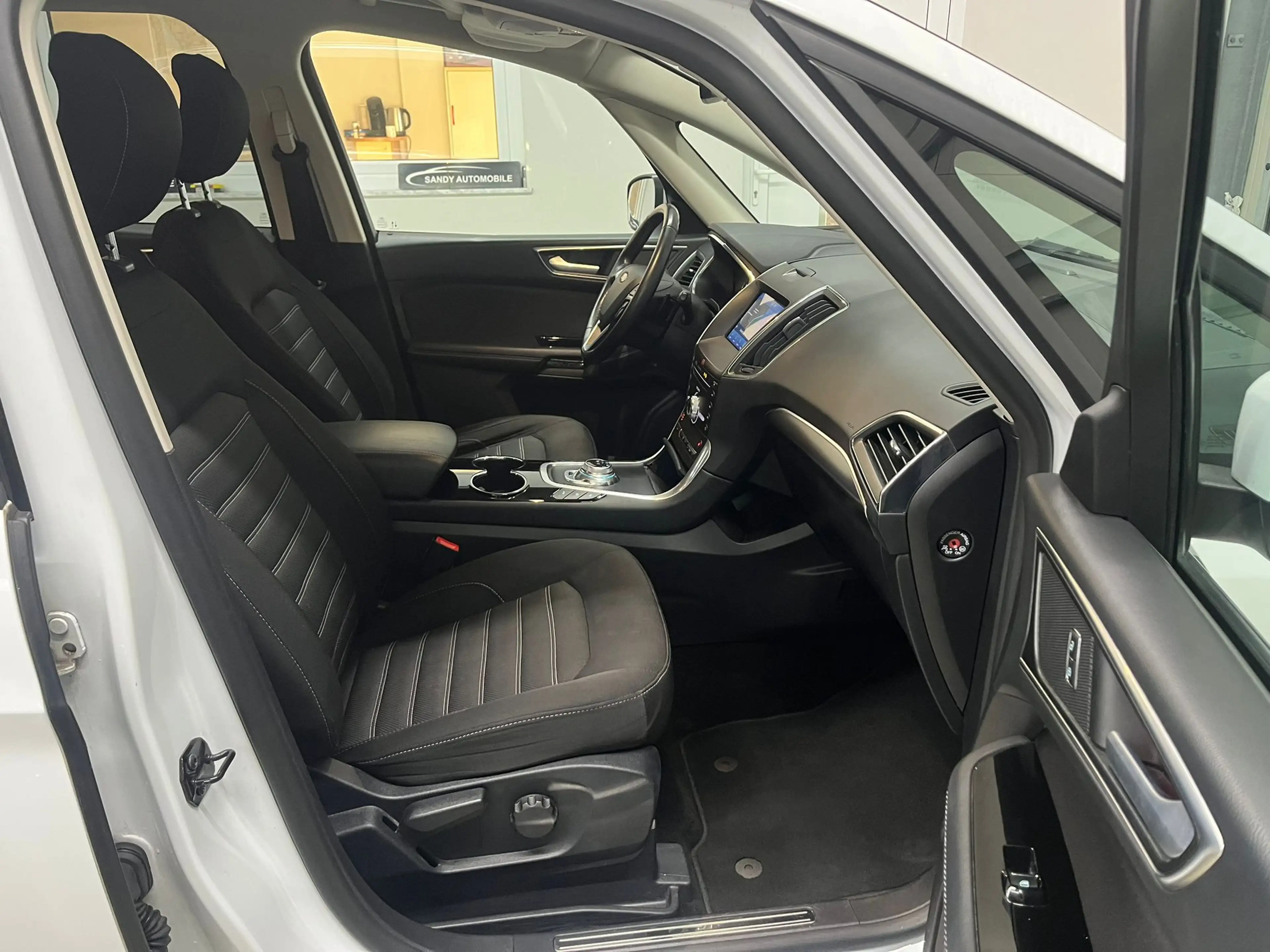 Ford Galaxy Titanium 7.Sitzer LED AHK Kamer-Vorn+Hint — photo 7