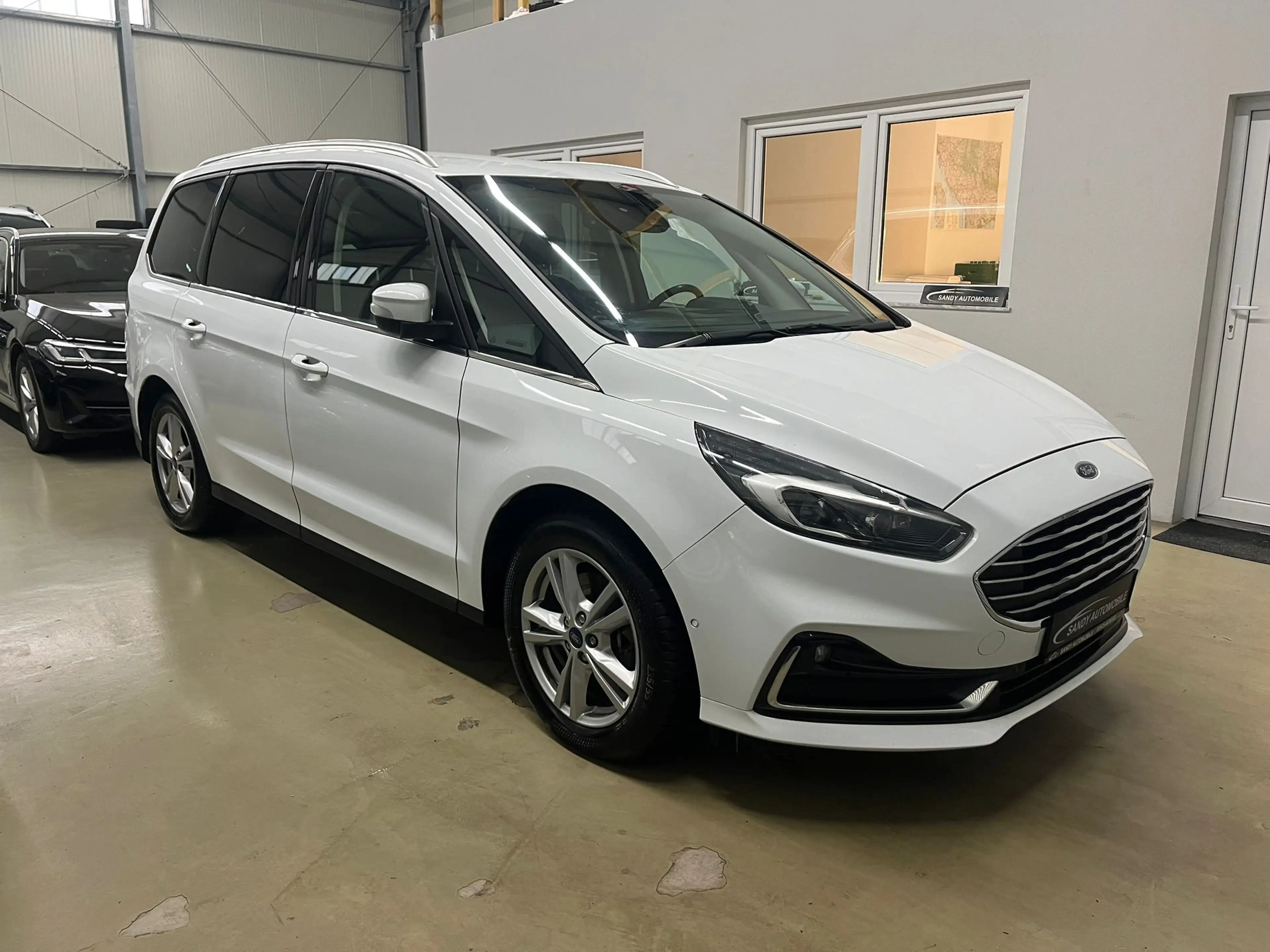 Ford Galaxy Titanium 7.Sitzer LED AHK Kamer-Vorn+Hint — photo 6