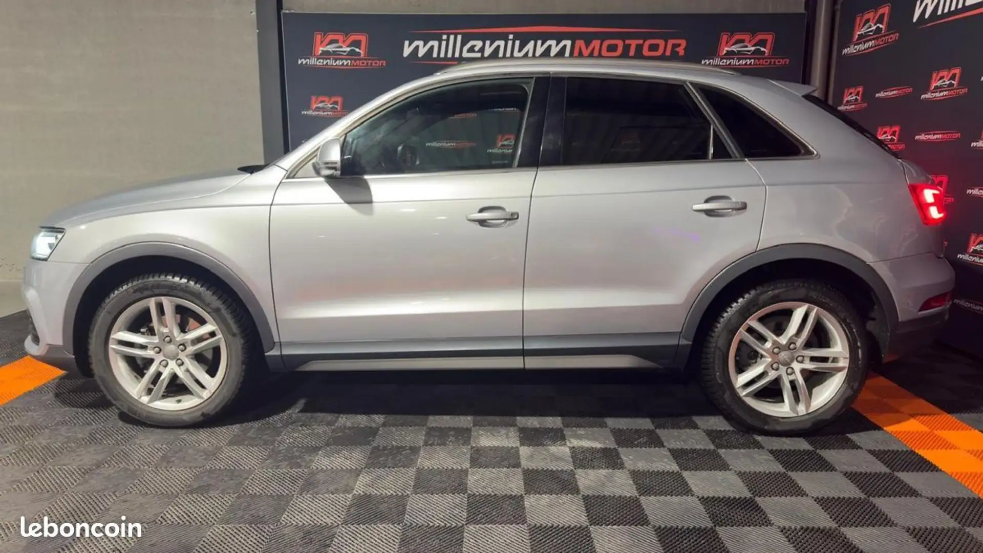 Audi Q3 s-line 2.0 tfsi 220 cv s-tronic quattro garantie 6 mois Gris - 2
