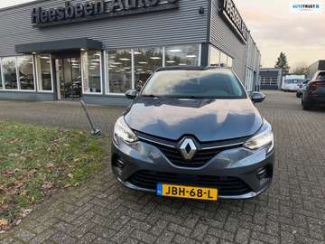 1.6 E-Tech Hybrid 140 Intens