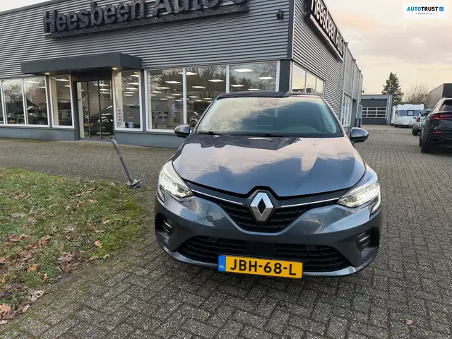 Renault Clio 1.6 E-Tech Hybrid 140 Intens