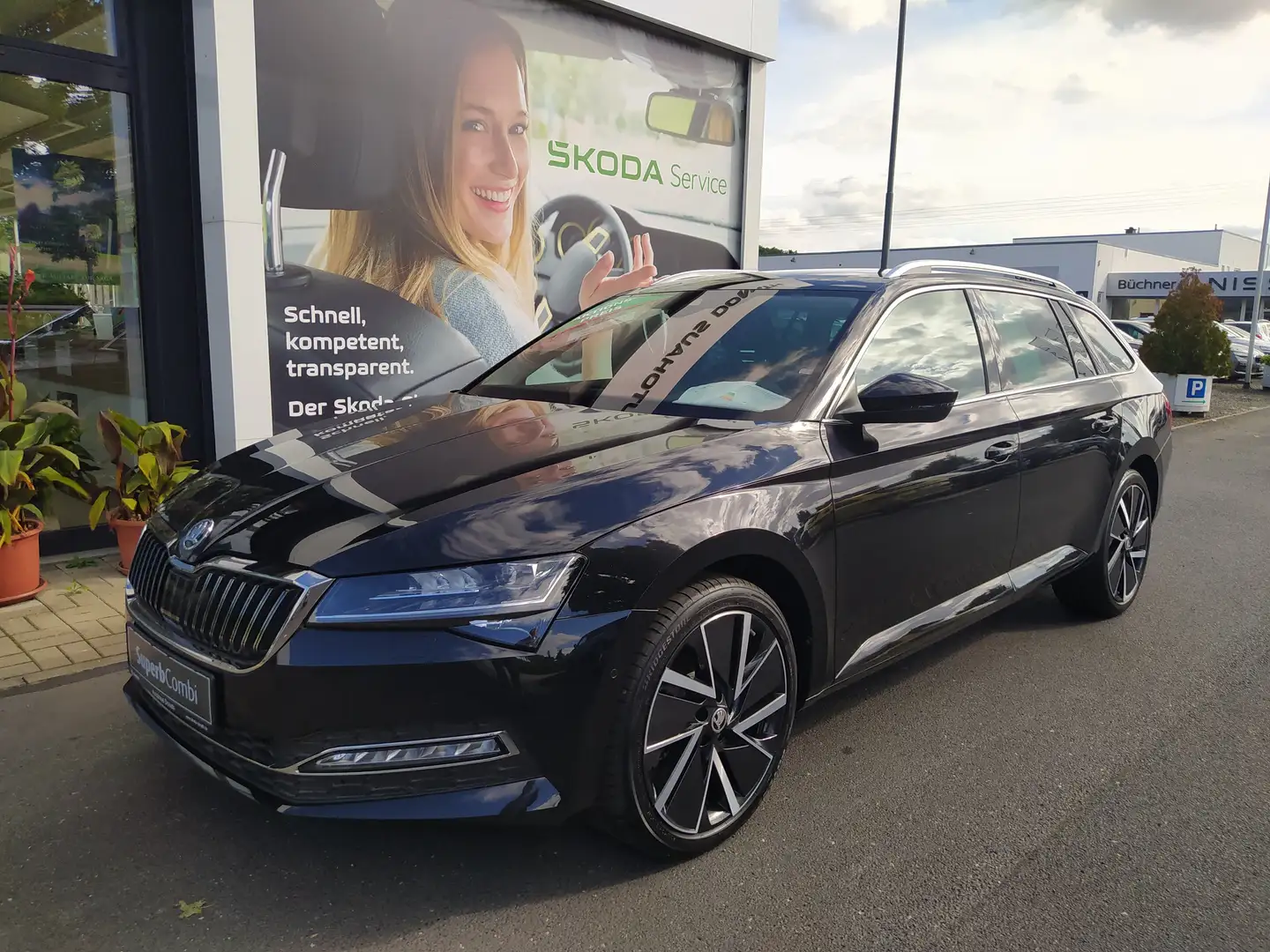 Skoda Superb Combi Style 2.0 TDI DSG Matrix,Navi,beh. Frontsch. Schwarz - 2