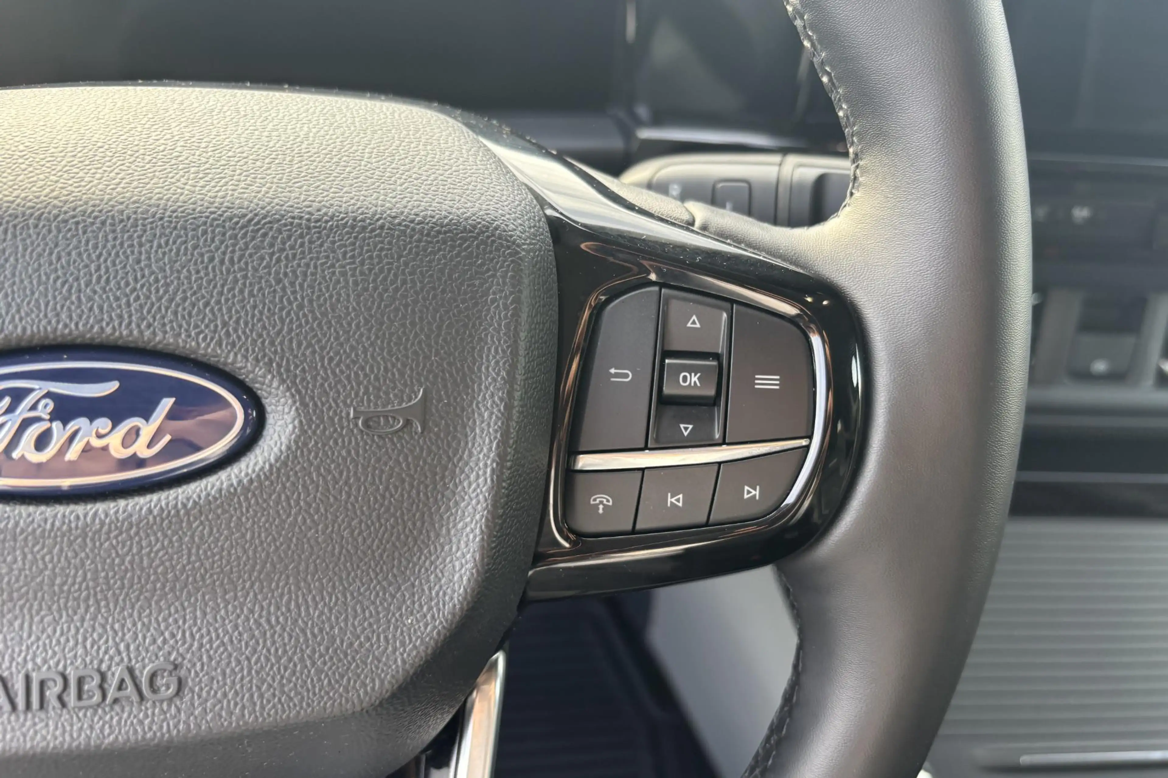 Ford Transit Custom 320 2.5 PHEV L2H1 Sport — photo 13