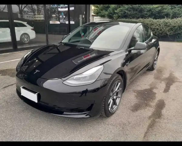Tesla Model 3 RWD