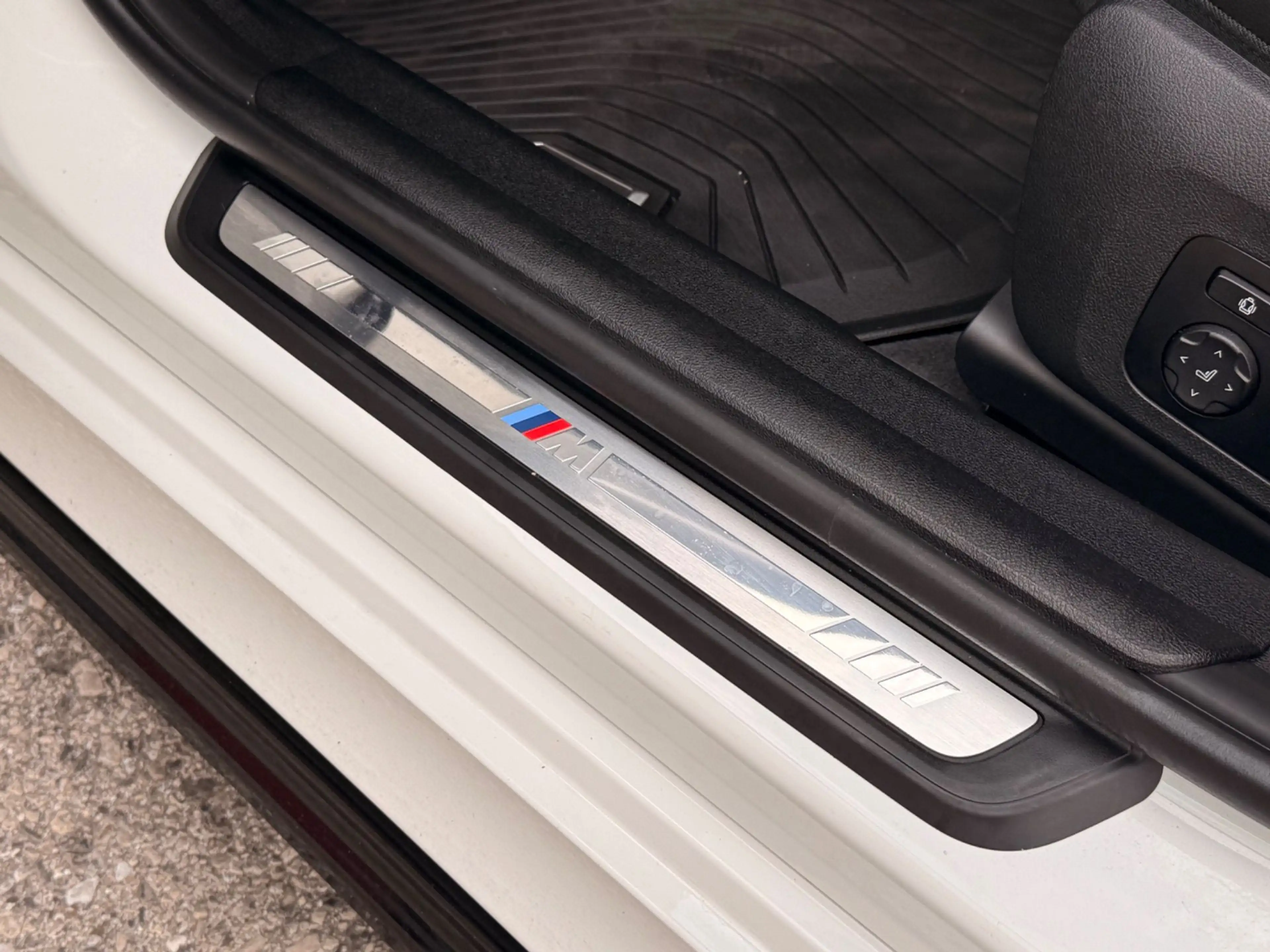 BMW 340 M340d 48 V xDrive Touring Aut./ BMW Care Paket 20 — photo 9