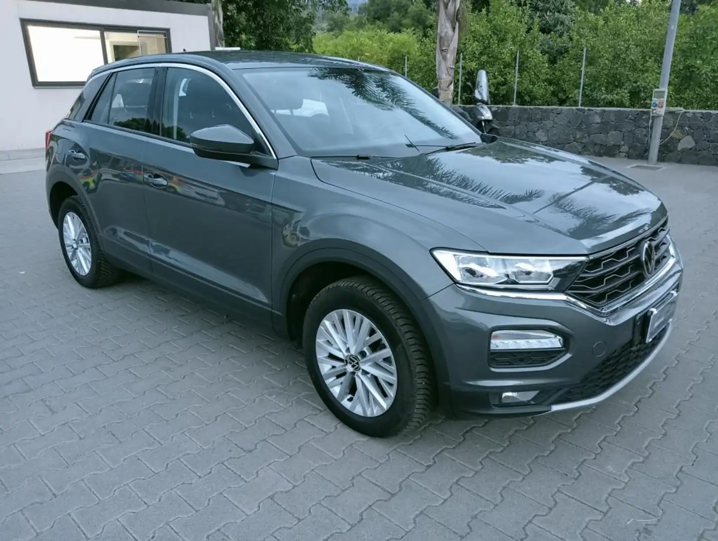 Volkswagen T-Roc T-Roc 2.0 tdi Advanced 150cv dsg Grigio - 2
