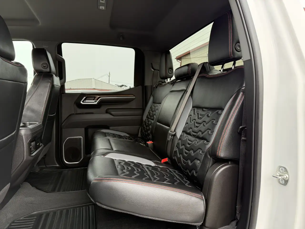 Chevrolet Silverado 1500 снимка Chevrolet Silverado 1500