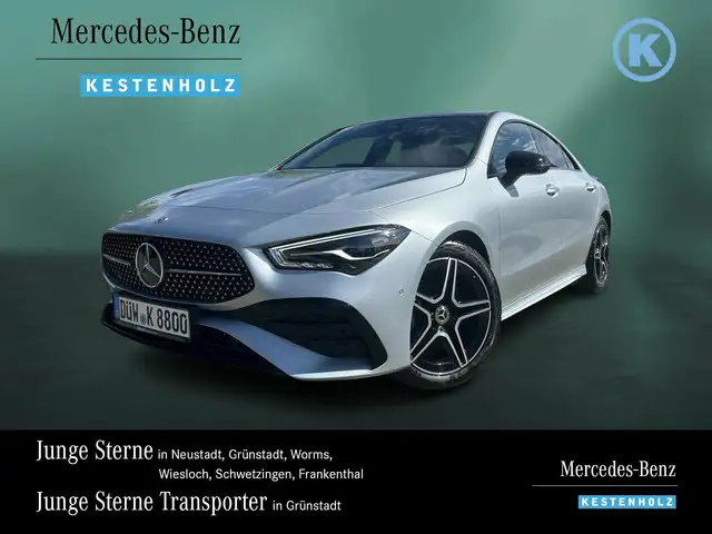 Mercedes-Benz CLA 200 Coupé AMG Line/Navi/Pano. Dach/Distronic Keyless Go/Keyless Go Komfort Paket/Standheizung/Styling/Autom./Klima/LED