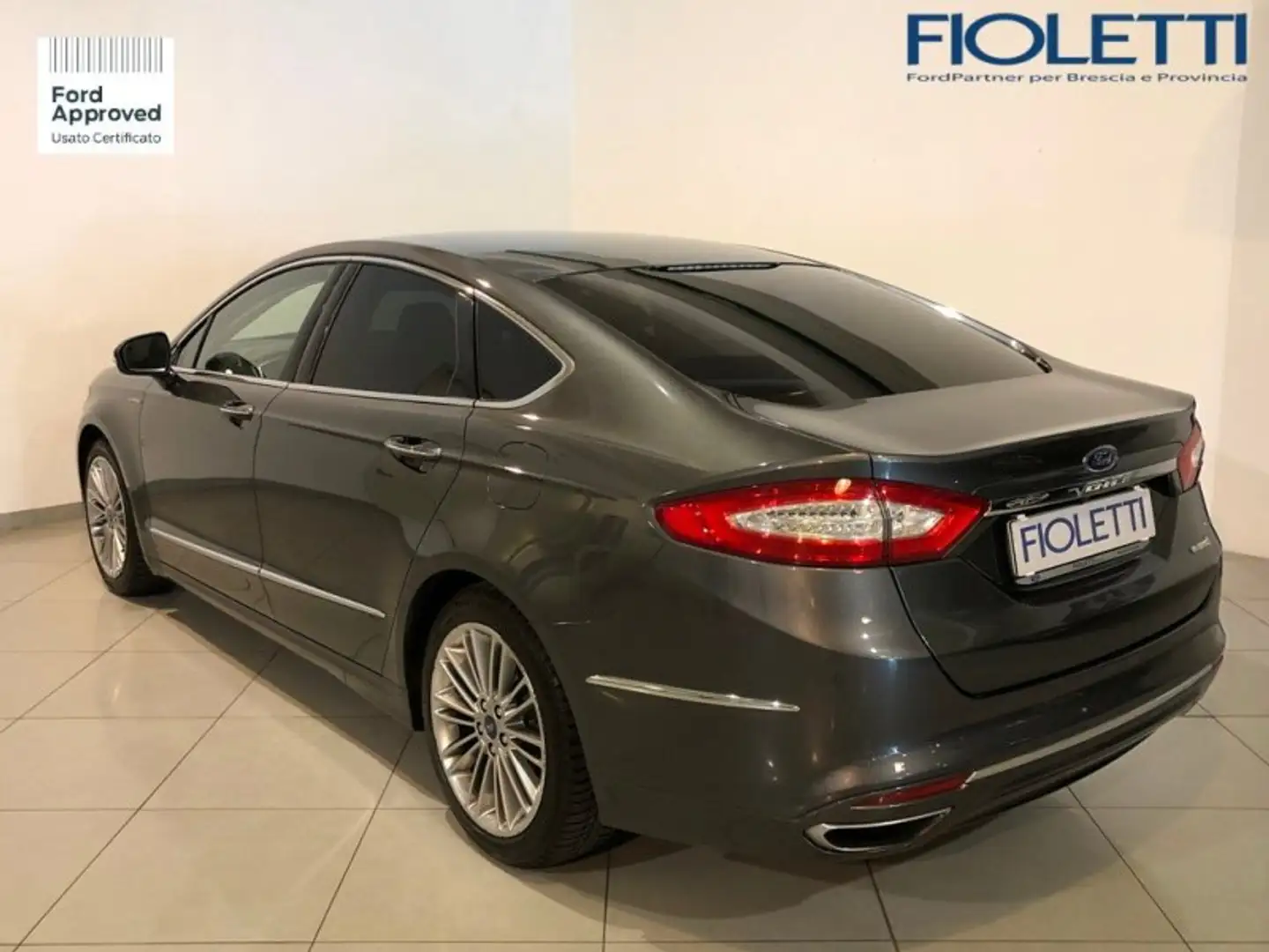 Ford Mondeo 4ª serie Full Hybrid 2.0 187 CV eCVT 4 porte Vign Grijs - 2