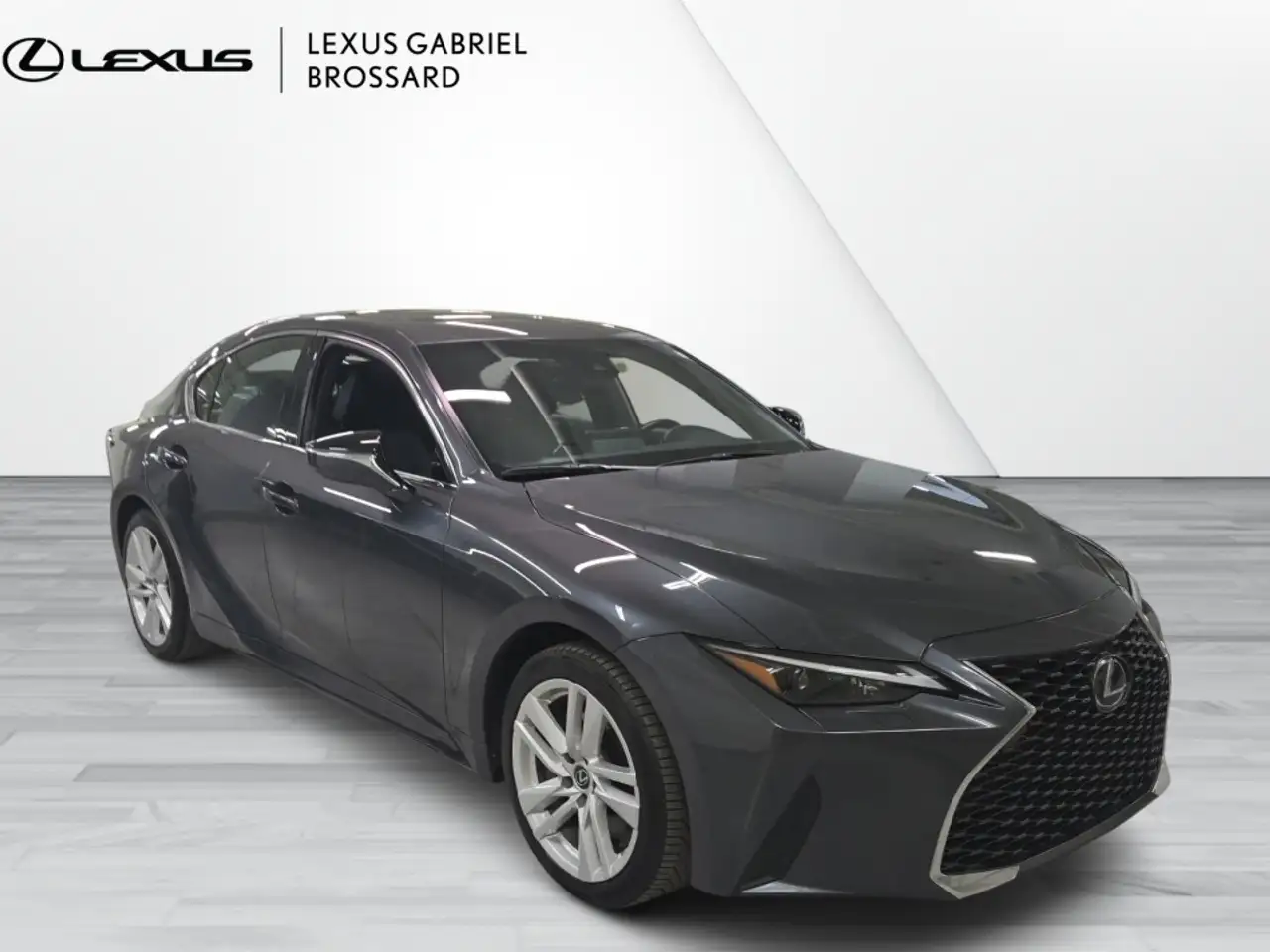 Lexus IS снимка Lexus IS