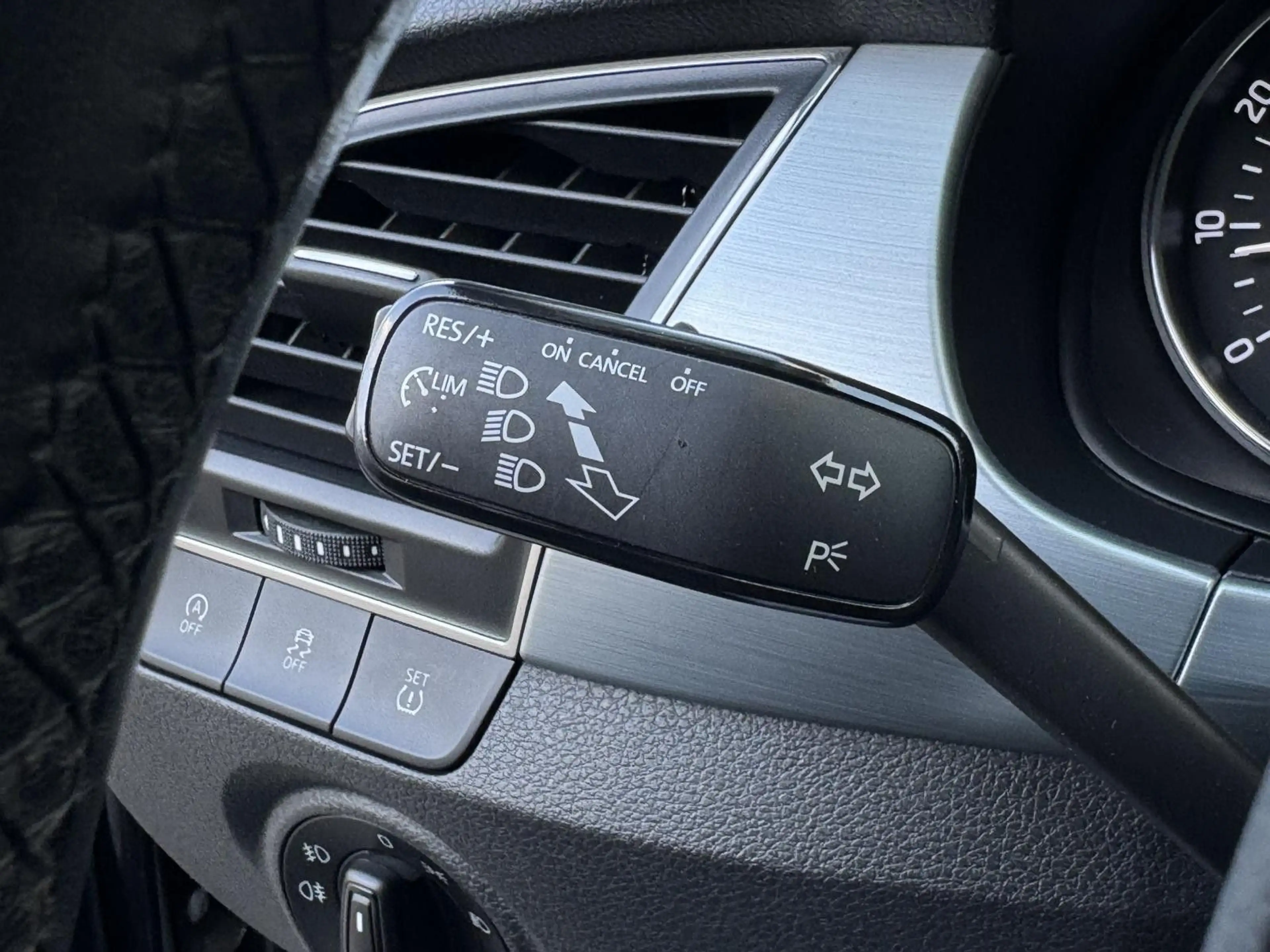 Skoda Fabia Ambition 1.2 TSI 1. Hand Scheckheft 8-fach — photo 12