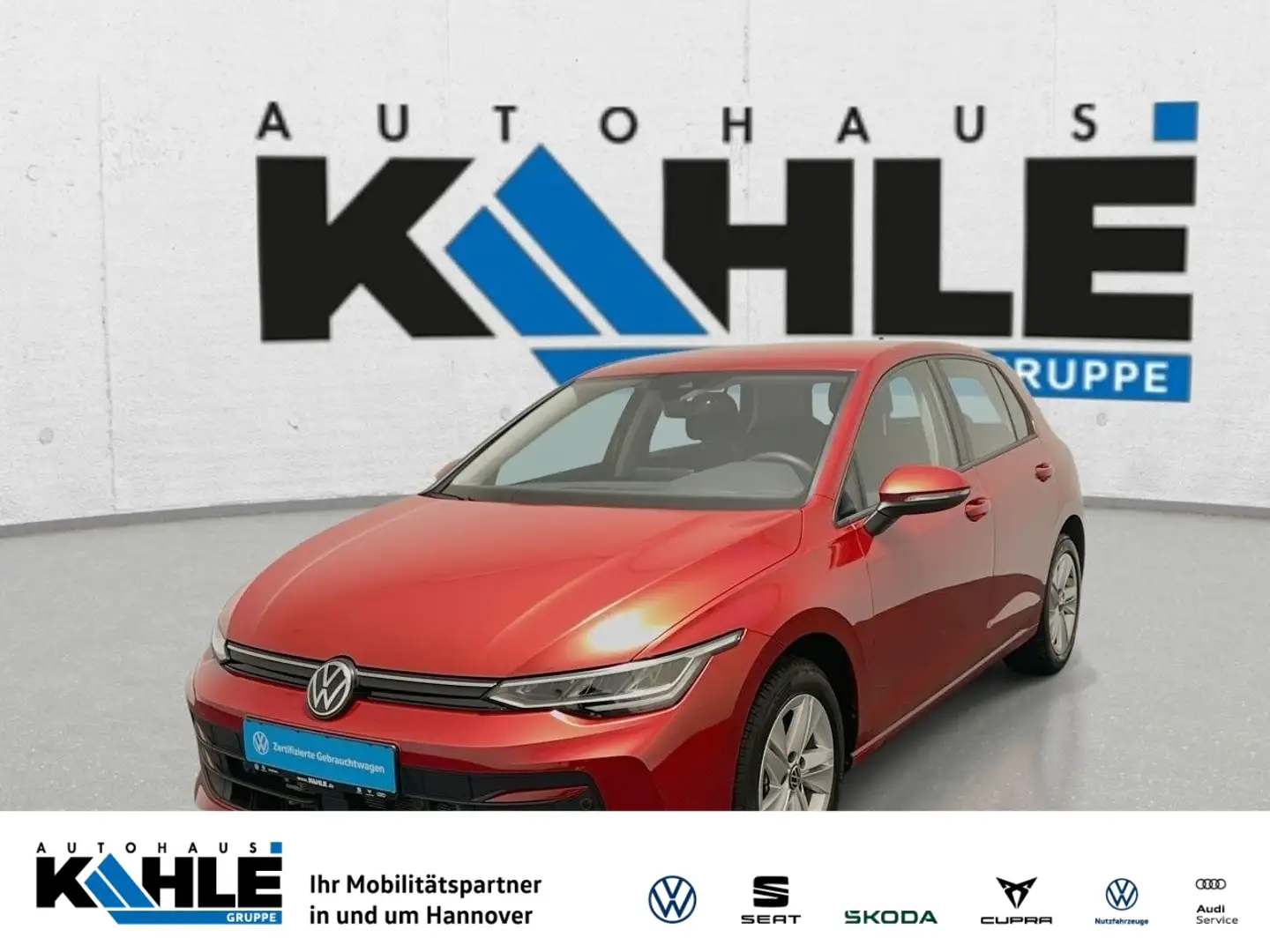 Volkswagen Golf VIII 1.5 TSI Basis Rot - 1