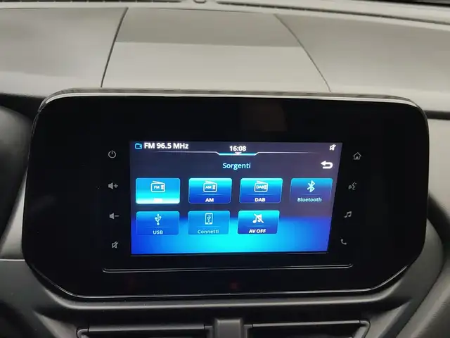 Suzuki S-Cross view 18