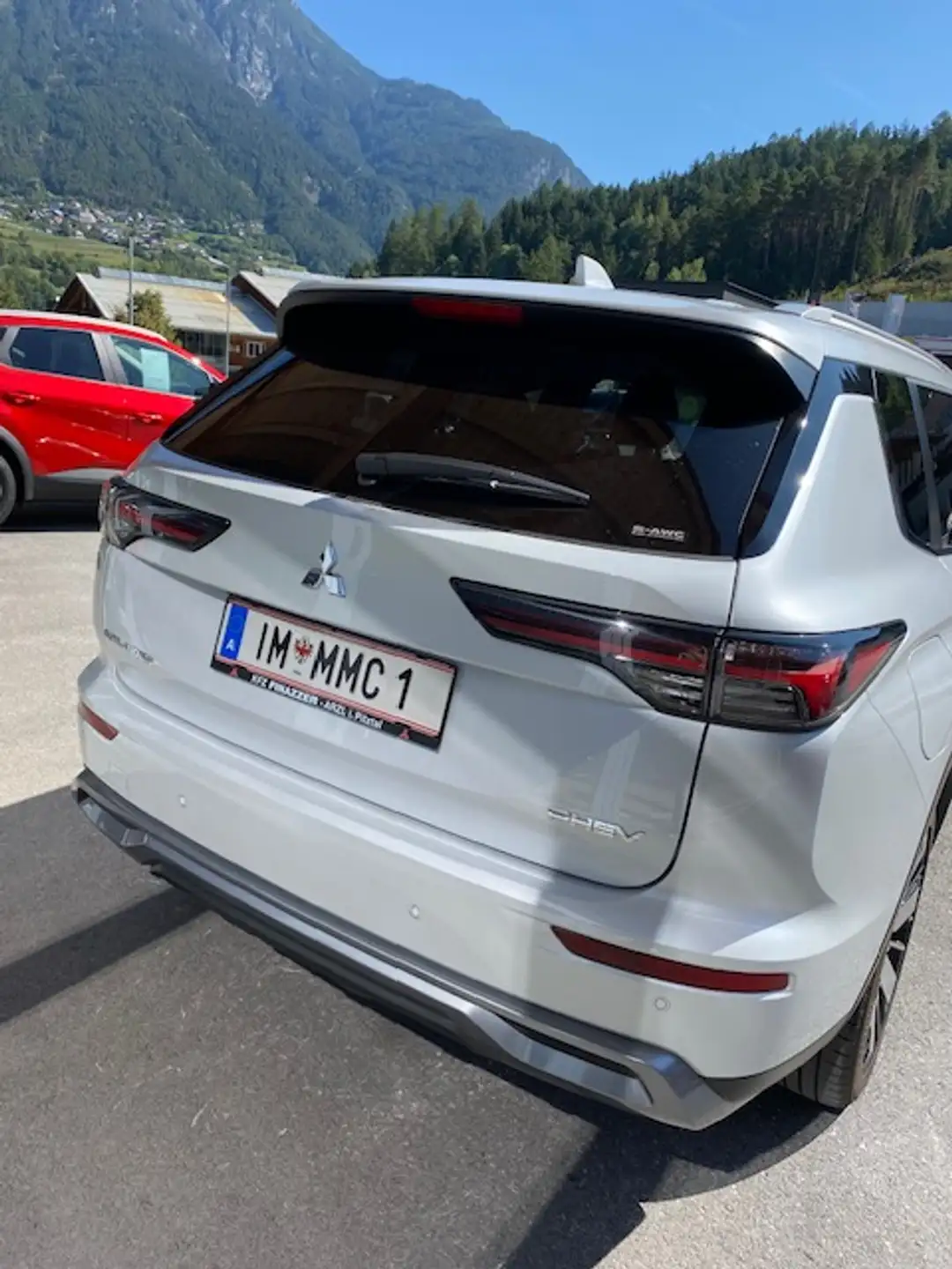 Mitsubishi Outlander PHEV Intense Bild 5