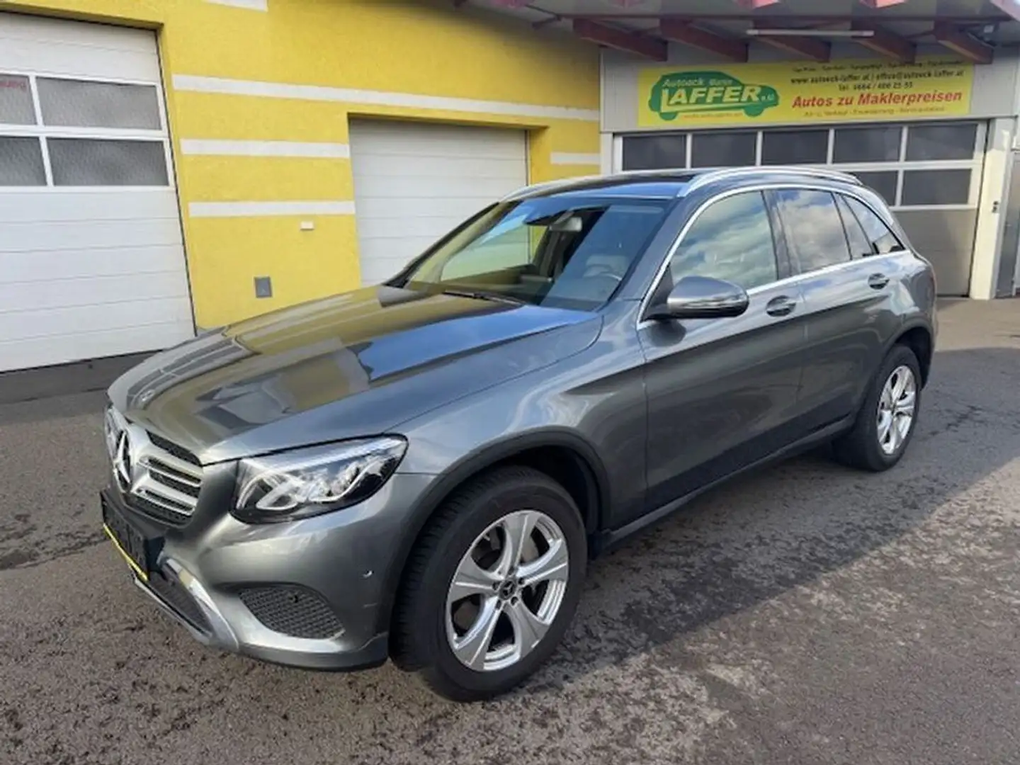 Mercedes-Benz GLC 220 d 4Matic (253.905) - nur 66000km TOP! Grau - 1