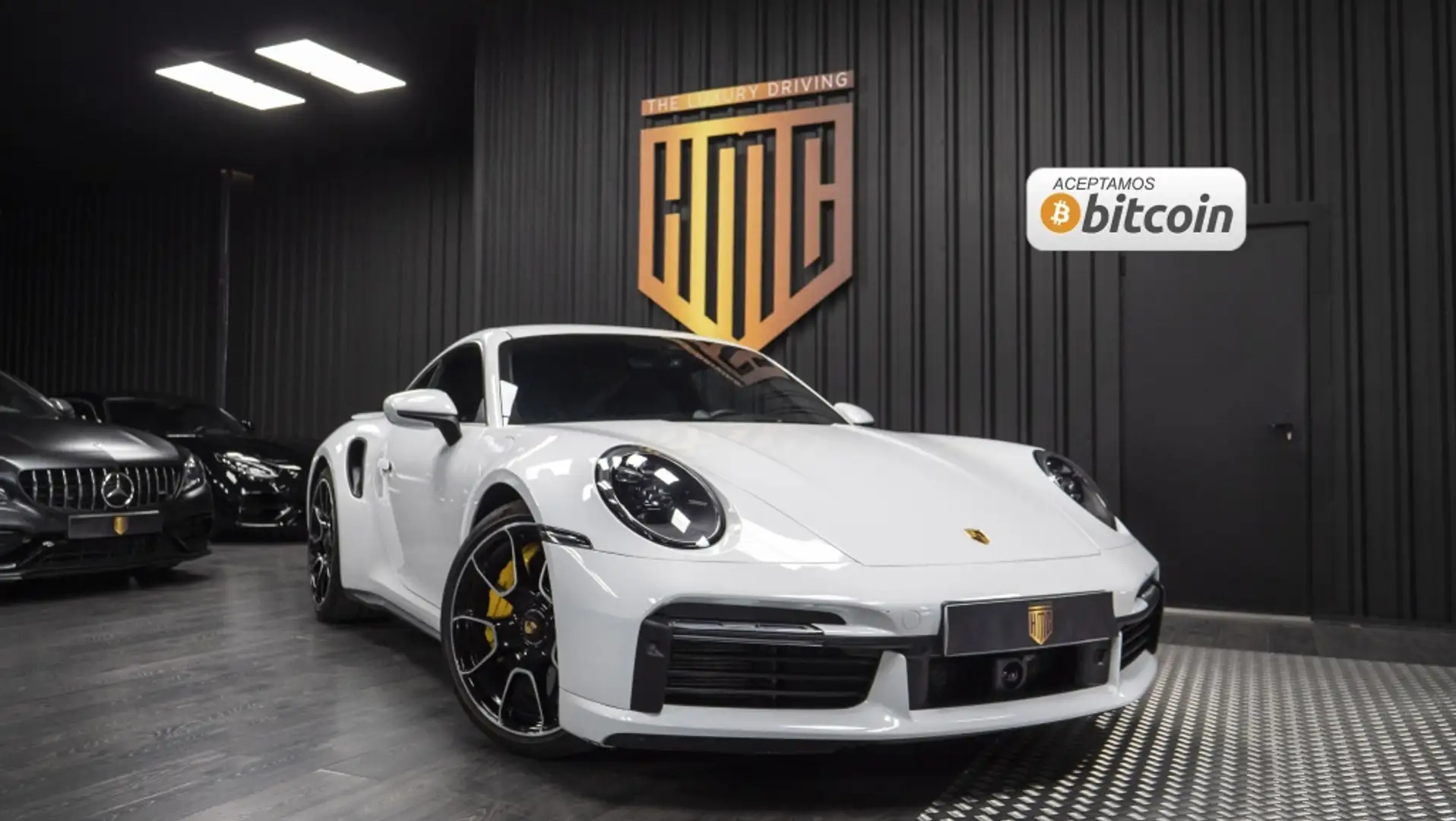 Porsche 992 Turbo S Coupé PDK Blanc - 1