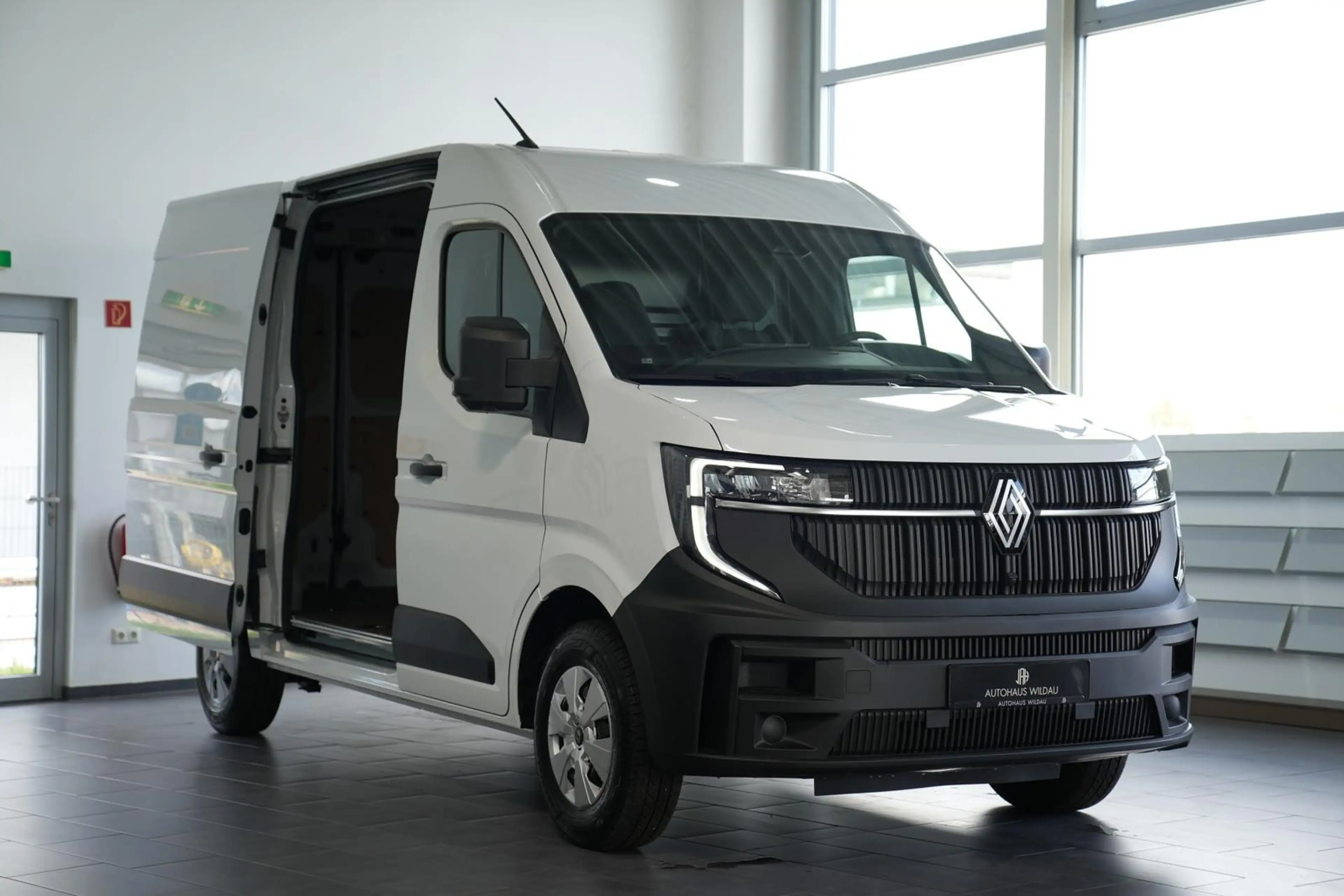 Renault Master Hochraum 3,5t L2H2 BLUE dCi 130 Advance *NEUFAHRZE — photo 6