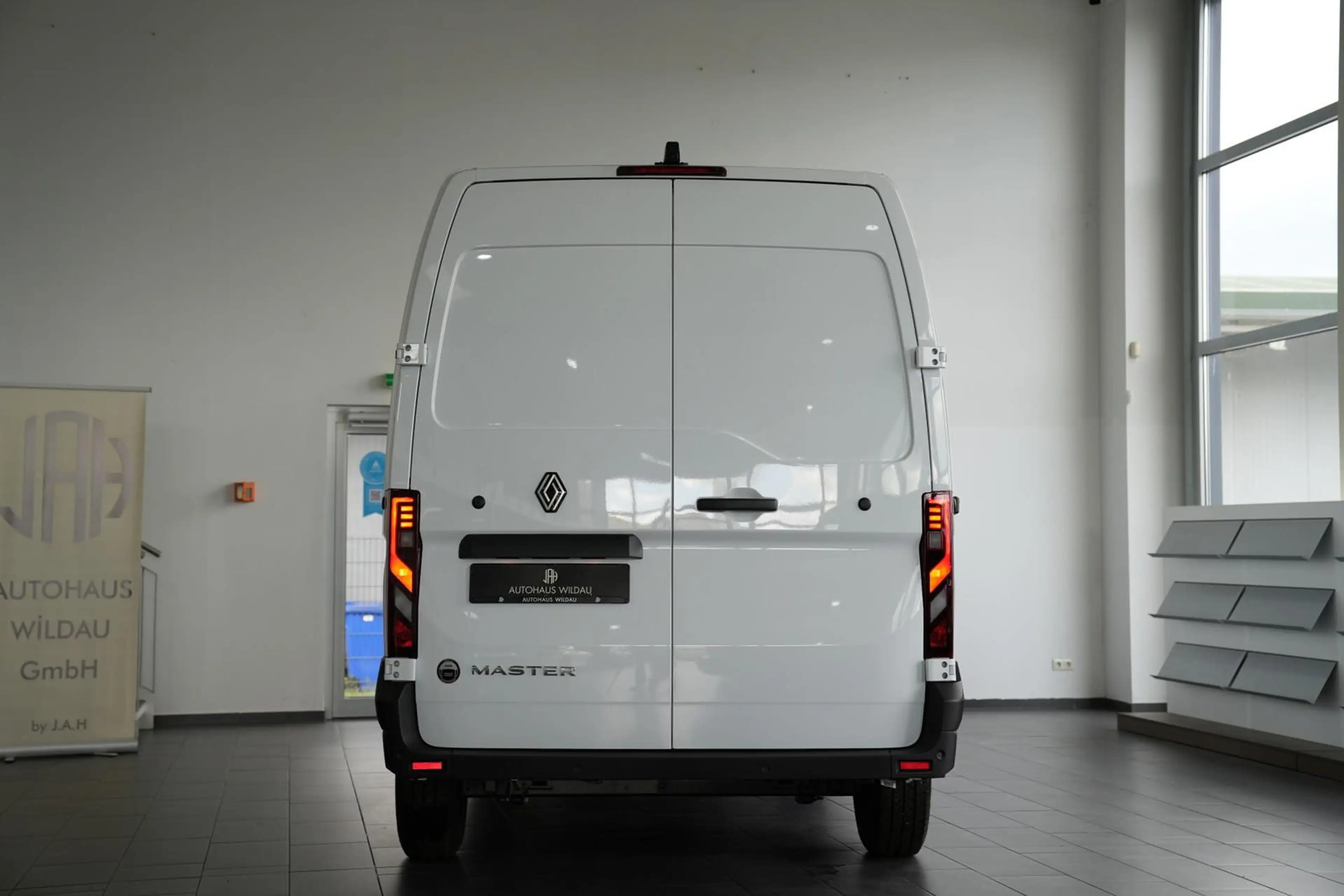 Renault Master Hochraum 3,5t L2H2 BLUE dCi 130 Advance *NEUFAHRZE — photo 13