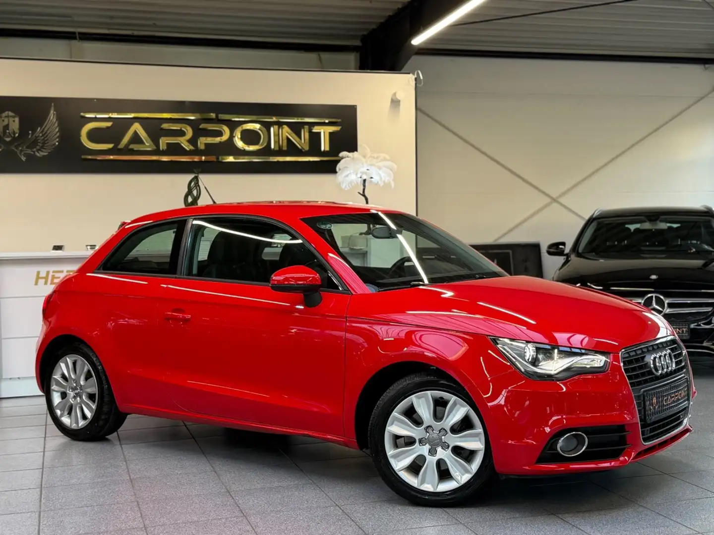 Audi A1 ambition /Xenon/Navi/PDC/1.Hand/SHZ Rouge - 2