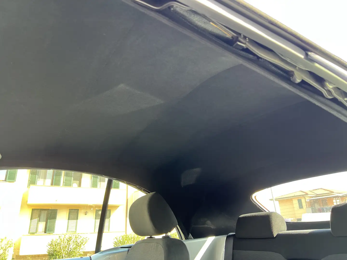 Volkswagen New Beetle Cabrio 1.6 FL - 1