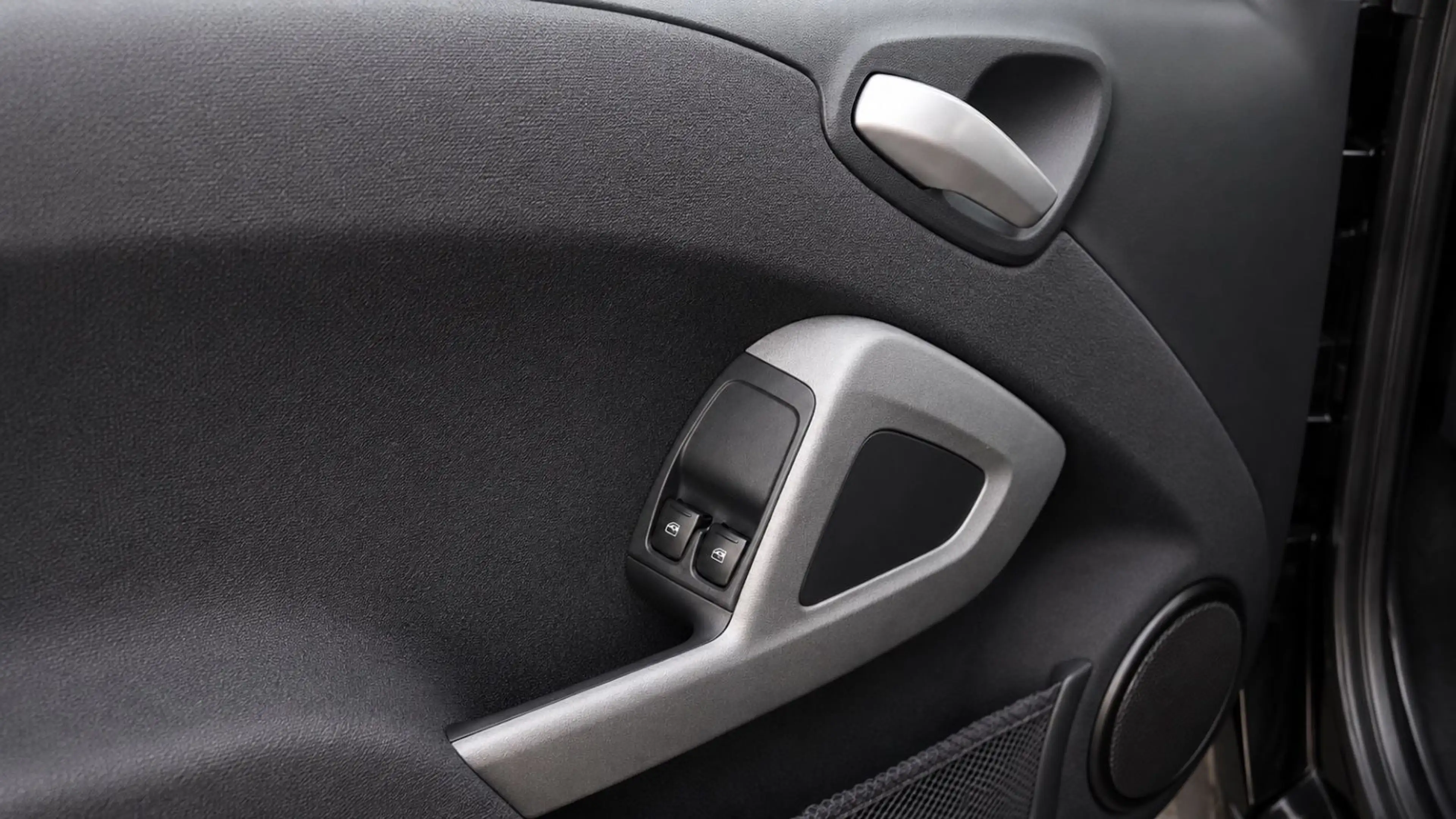 smart forTwo 71PS*SERVO * PANO * CARPLAY * SHZ * KLIMA — photo 14