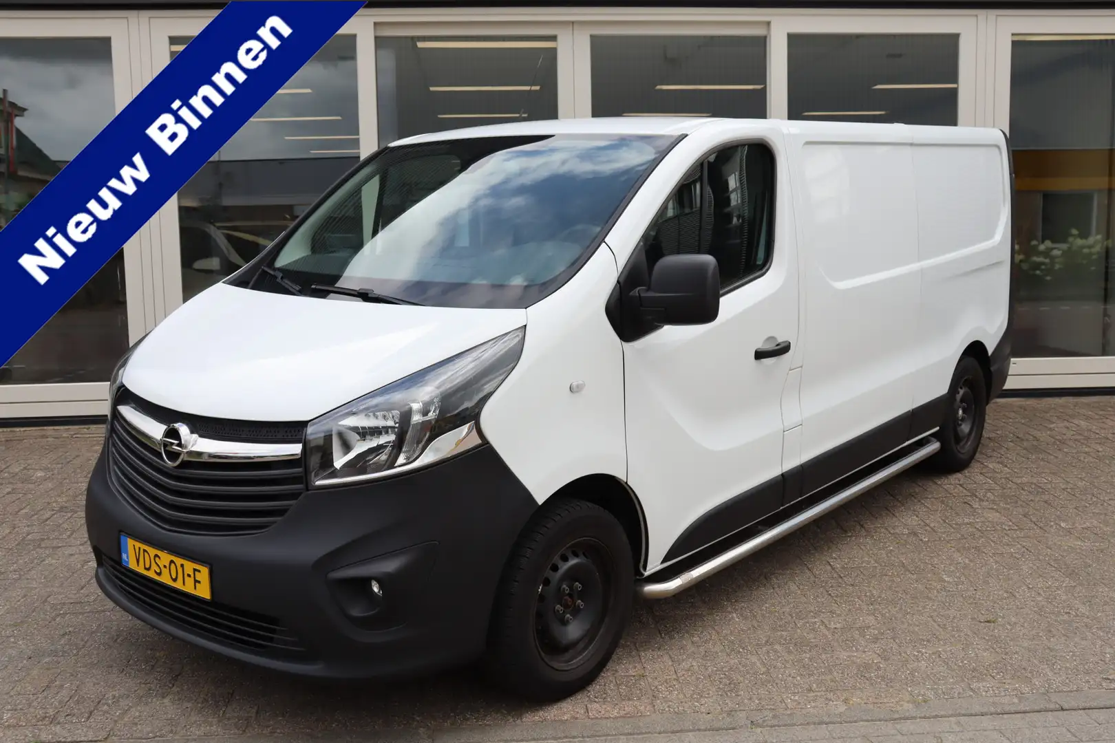 Opel Vivaro 1.6 CDTI Euro 6 L2H1 Sport EcoFlex, Airco, Camera, Weiß - 1