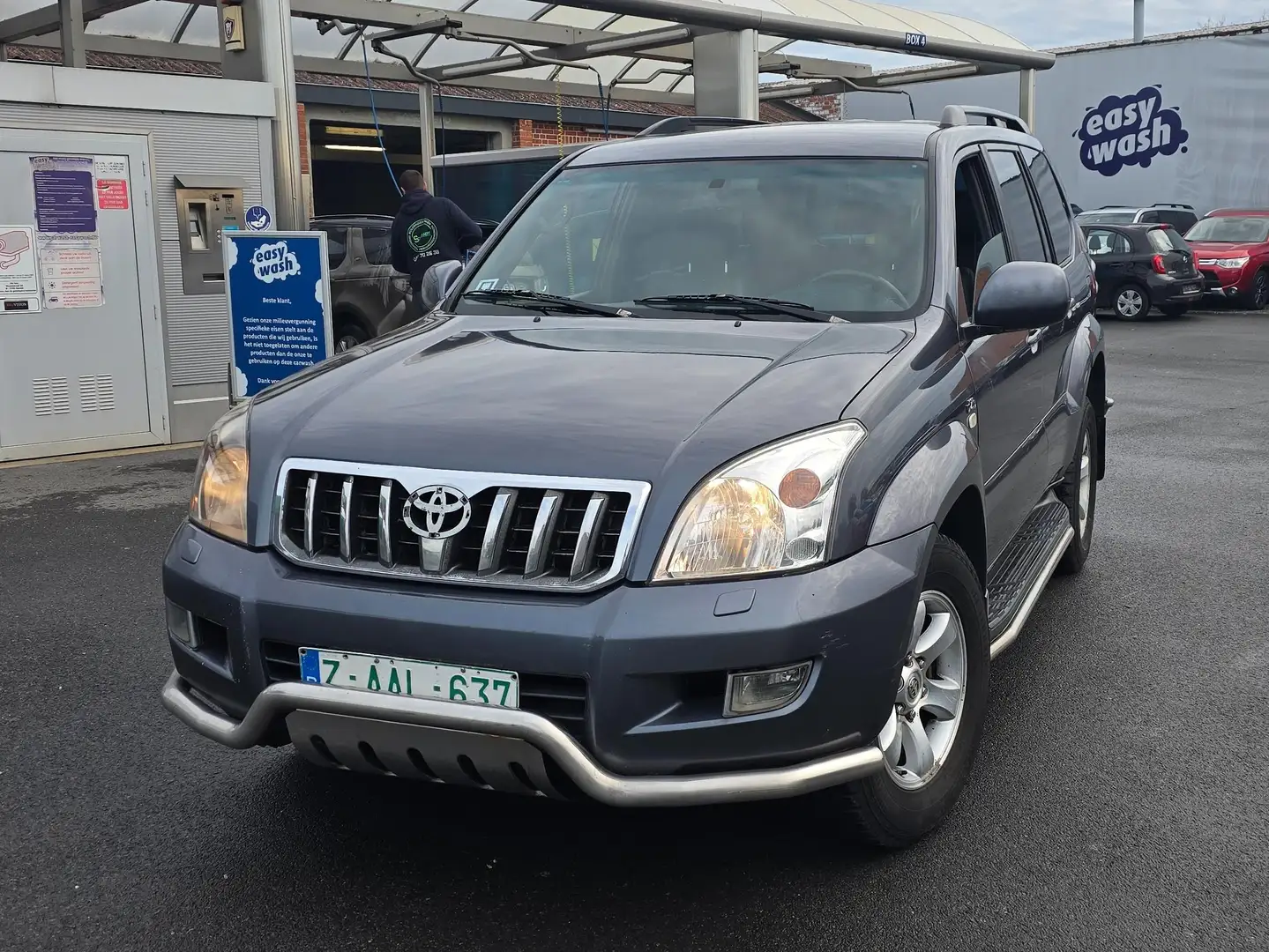 Toyota Land Cruiser Land Cruiser D-4D Automatik Executive sol only Afr Grau - 2