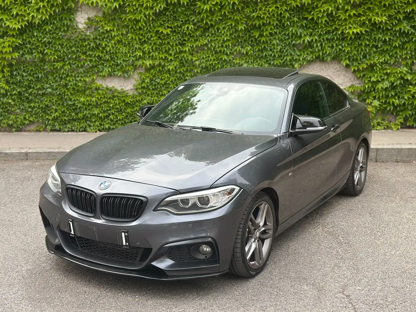 BMW 225 M-Paket *SCHIEBEDACH* *SZH* *HARMAN KARDON* Gris - 1