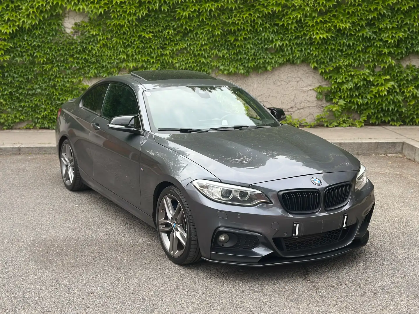 BMW 225 M-Paket *SCHIEBEDACH* *SZH* *HARMAN KARDON* Gris - 2