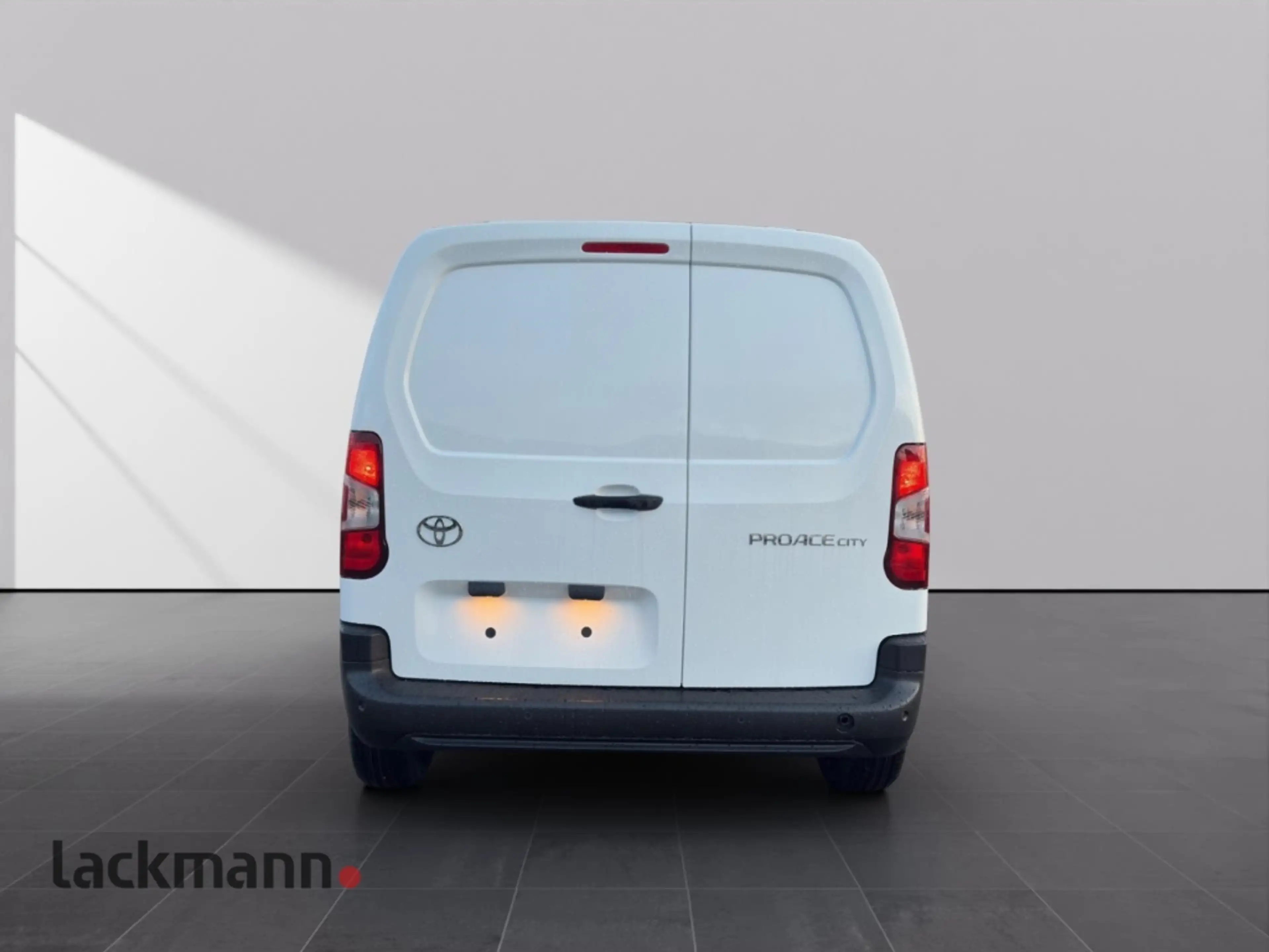 Toyota Proace City L1 Meister 1,5 D-4D 96 KW (130 PS) Start Stop, — photo 6