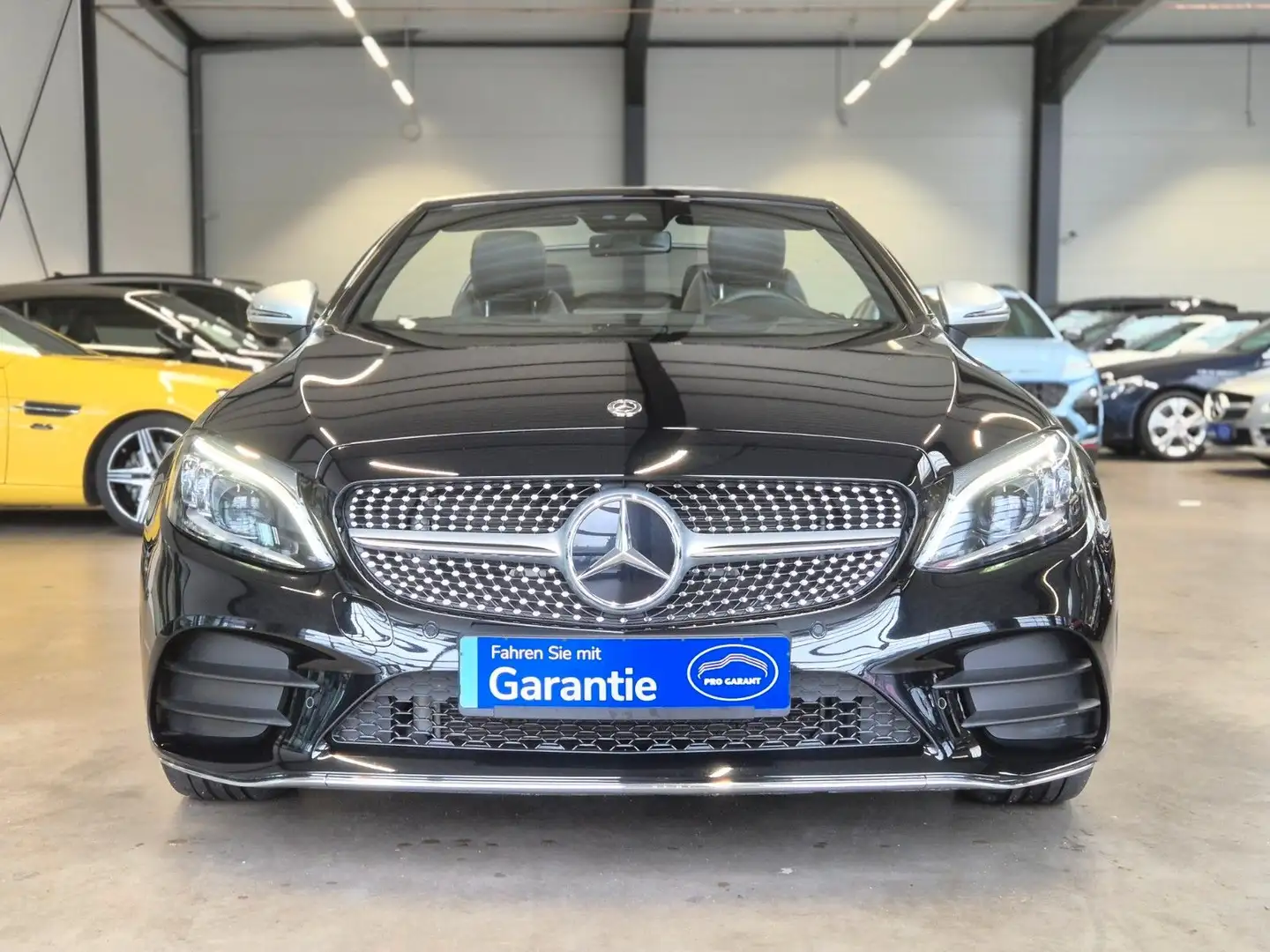 Mercedes-Benz C 180 CABRIOLET AMG LINE NAV LED CAMERA AIRSCARF Negro - 2