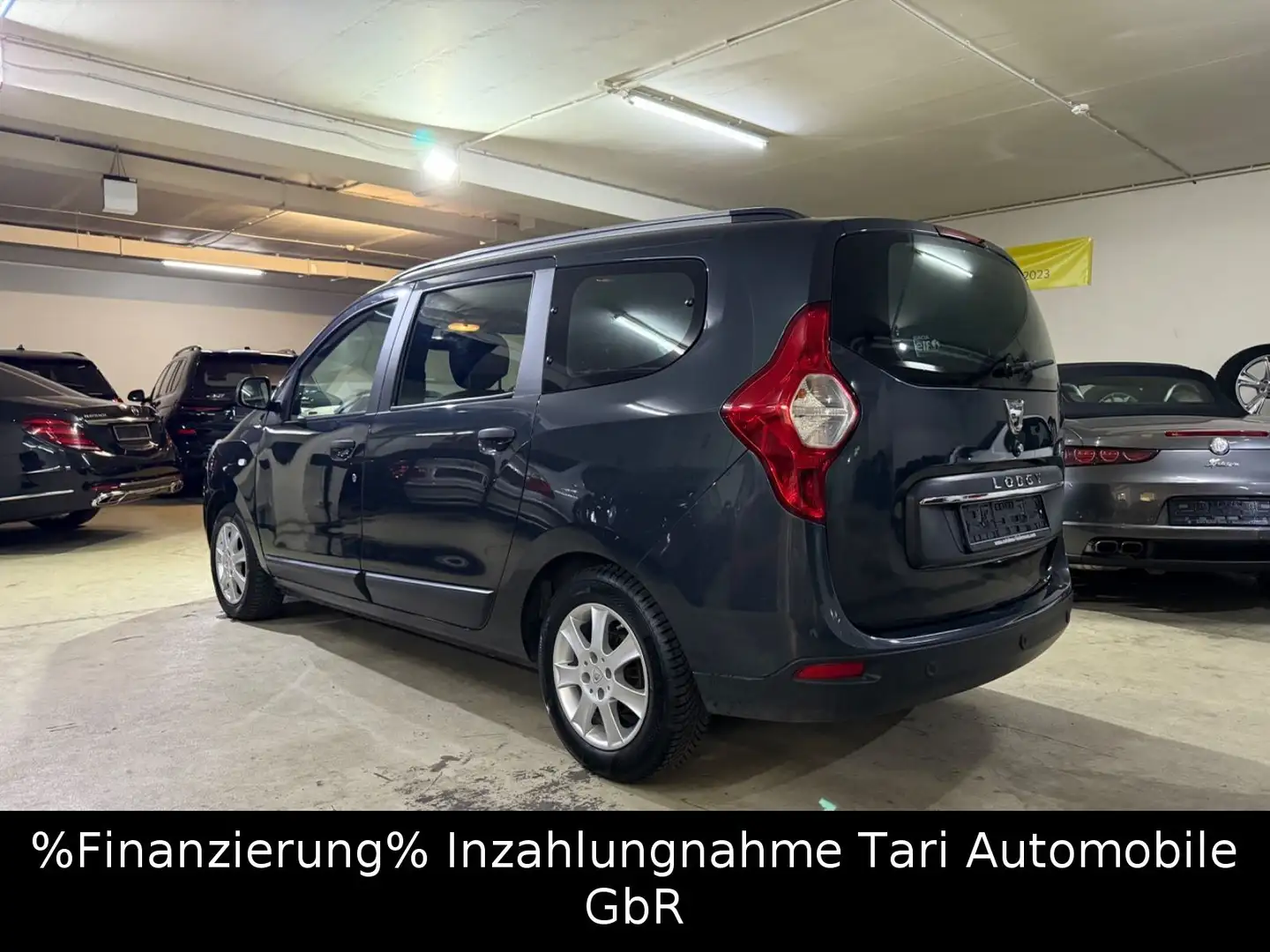 Dacia Lodgy 1.6 Comfort 7-Sitzer Navi, Kamera, 1.Hand Grau - 1