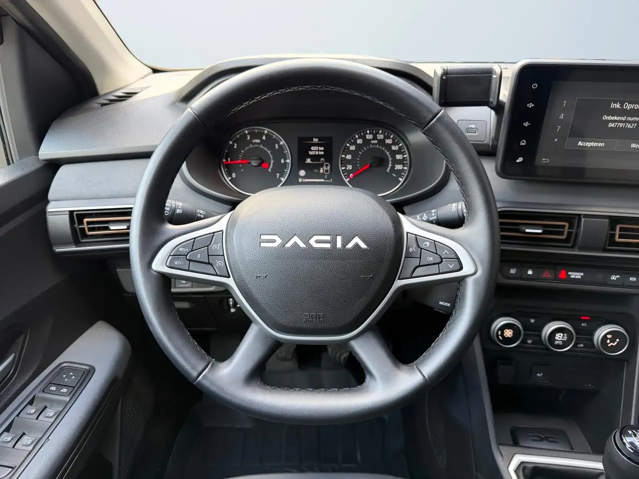 Dacia Jogger 1.0TCE110*7PL*EXTREME*6MT*CARPLAY*CAMERA*GARANTIE 10