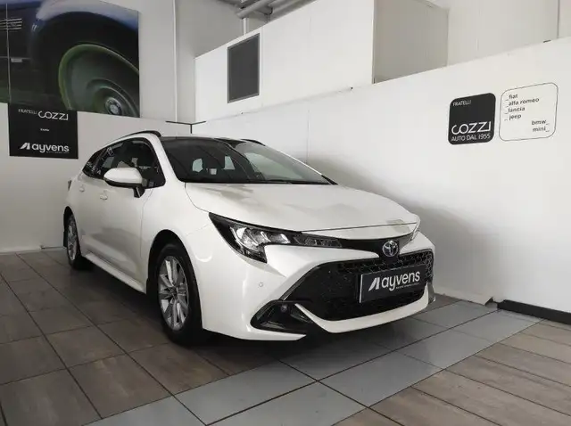 Toyota Corolla (AUTOCARRO) Active 1.8 Hybrid Touring Sports