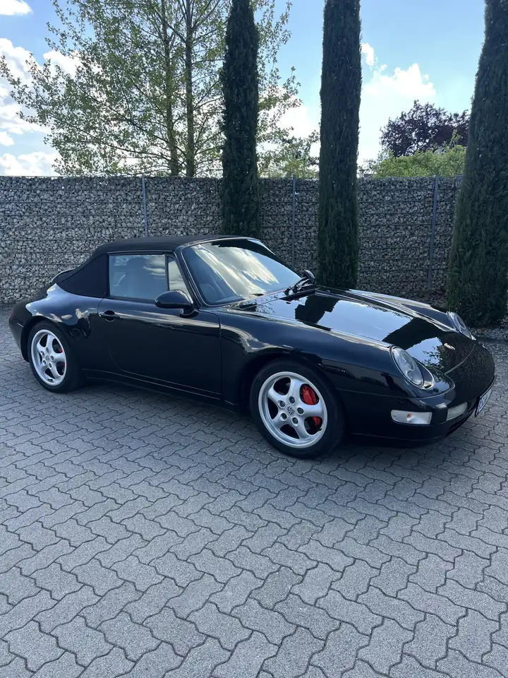 Porsche 993 911 Carrera Cabrio, foto 1